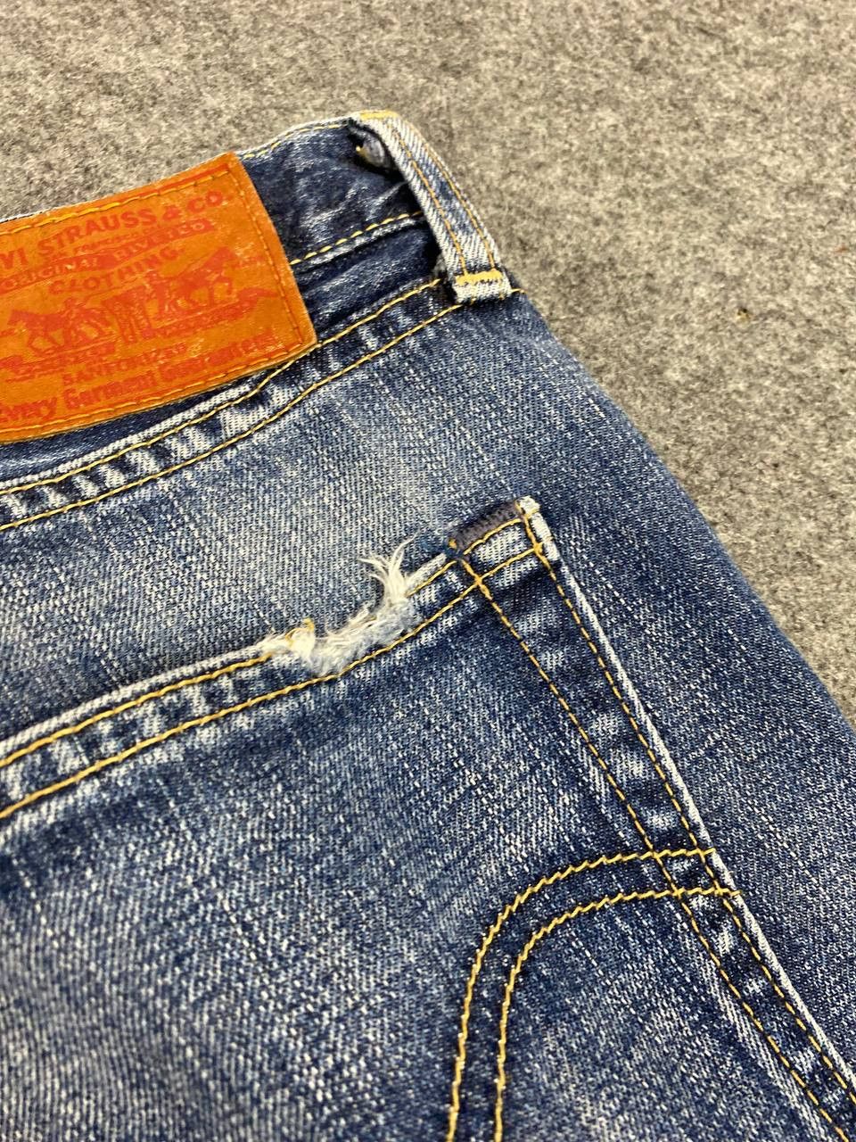Levi's vintage levis 502 uneven faded denim nice design Size US 34 / EU 50 - 5 Thumbnail
