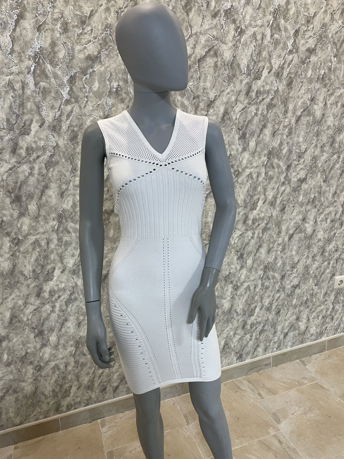Versace Gianni Versace dress knitted from new collections v-neckline Size XS / US 0-2 / IT 36-38 - 2 Thumbnail