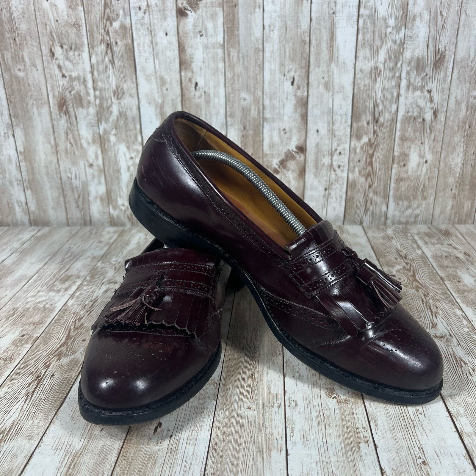 Allen Edmonds Allen Edmonds MensTassel Loafers Burgundy Size 13 Size US 13 / EU 46 - 6 Thumbnail