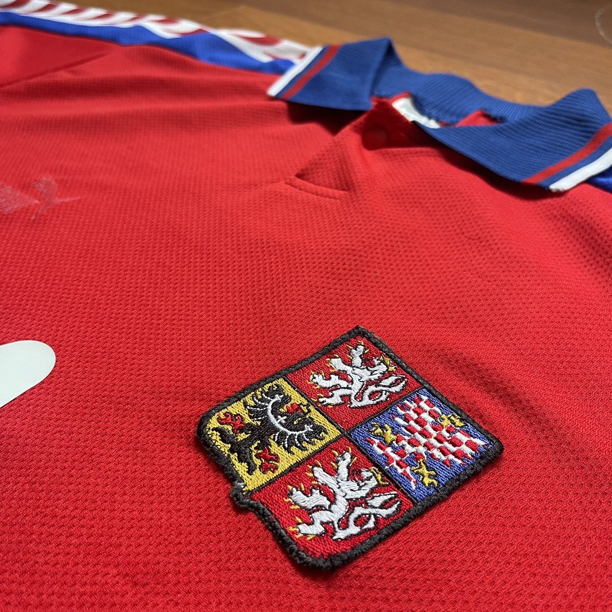 Puma × Vintage CZECH REPUBLIC PUMA 1996 EURO FOOTBALL HOME JERSEY #4 NEDVED Size US L / EU 52-54 / 3 - 4 Thumbnail