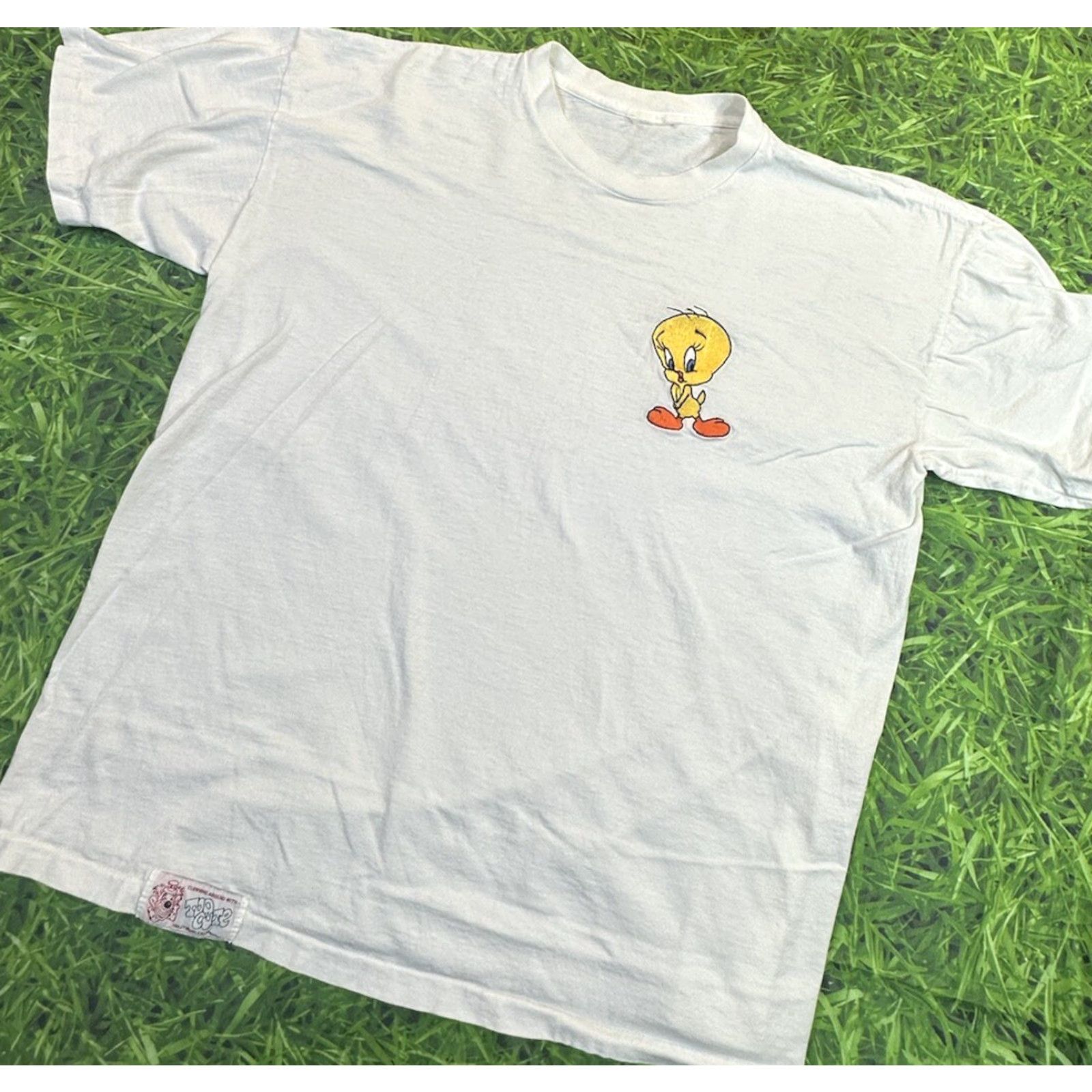 Vintage VINTAGE Too Cute Guetta Brothers Tee - Tweety Bird Men's Large Cotton Embroidered Crew Neck T-Shirt USA Made 90s Cartoon Bird Shirt Mens L White Size US L / EU 52-54 / 3 - 2 Thumbnail