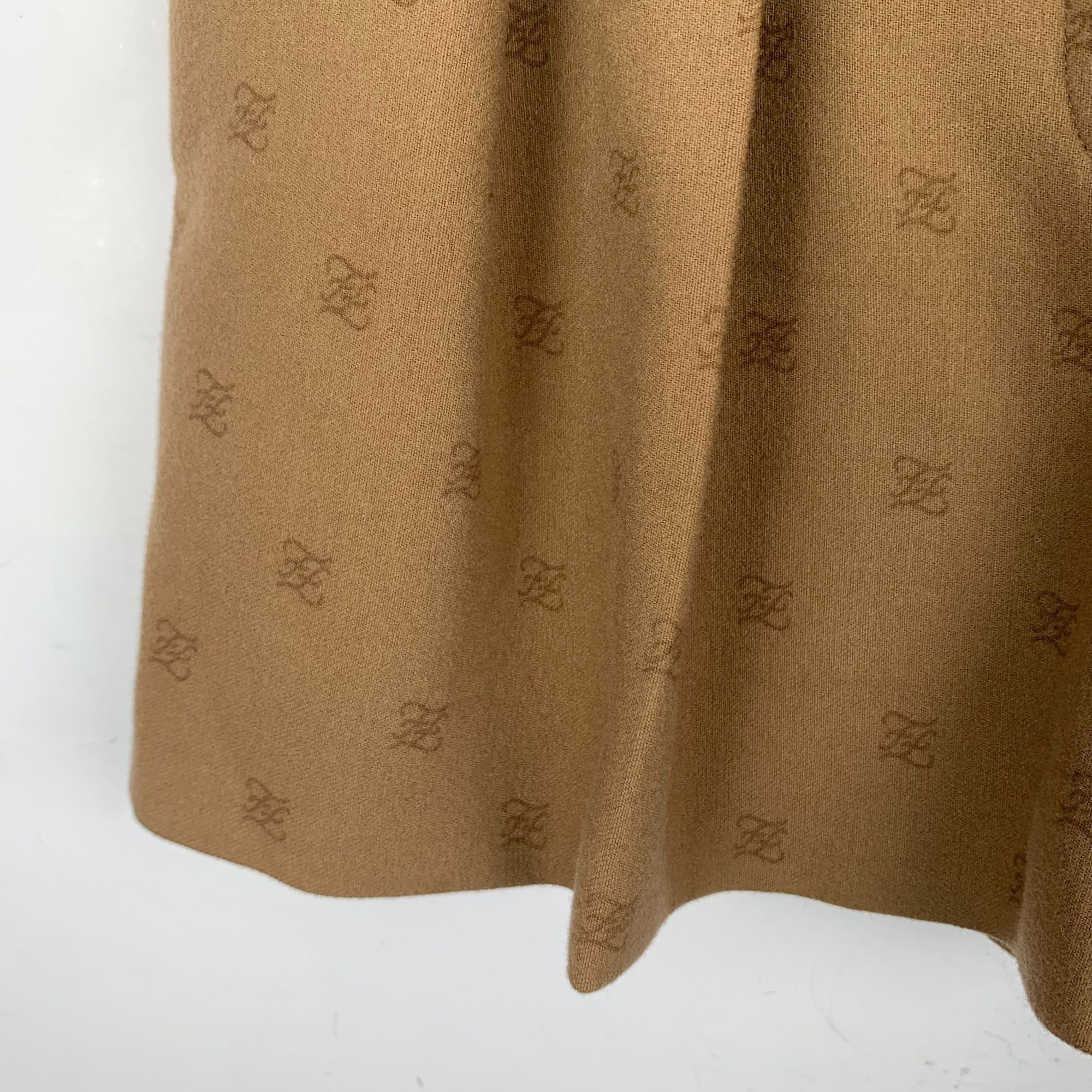 Fendi Fendi Roma Womens Brown Logo Pleated Wool & Cashmere Shorts Size 40" / US 18 - 5 Thumbnail