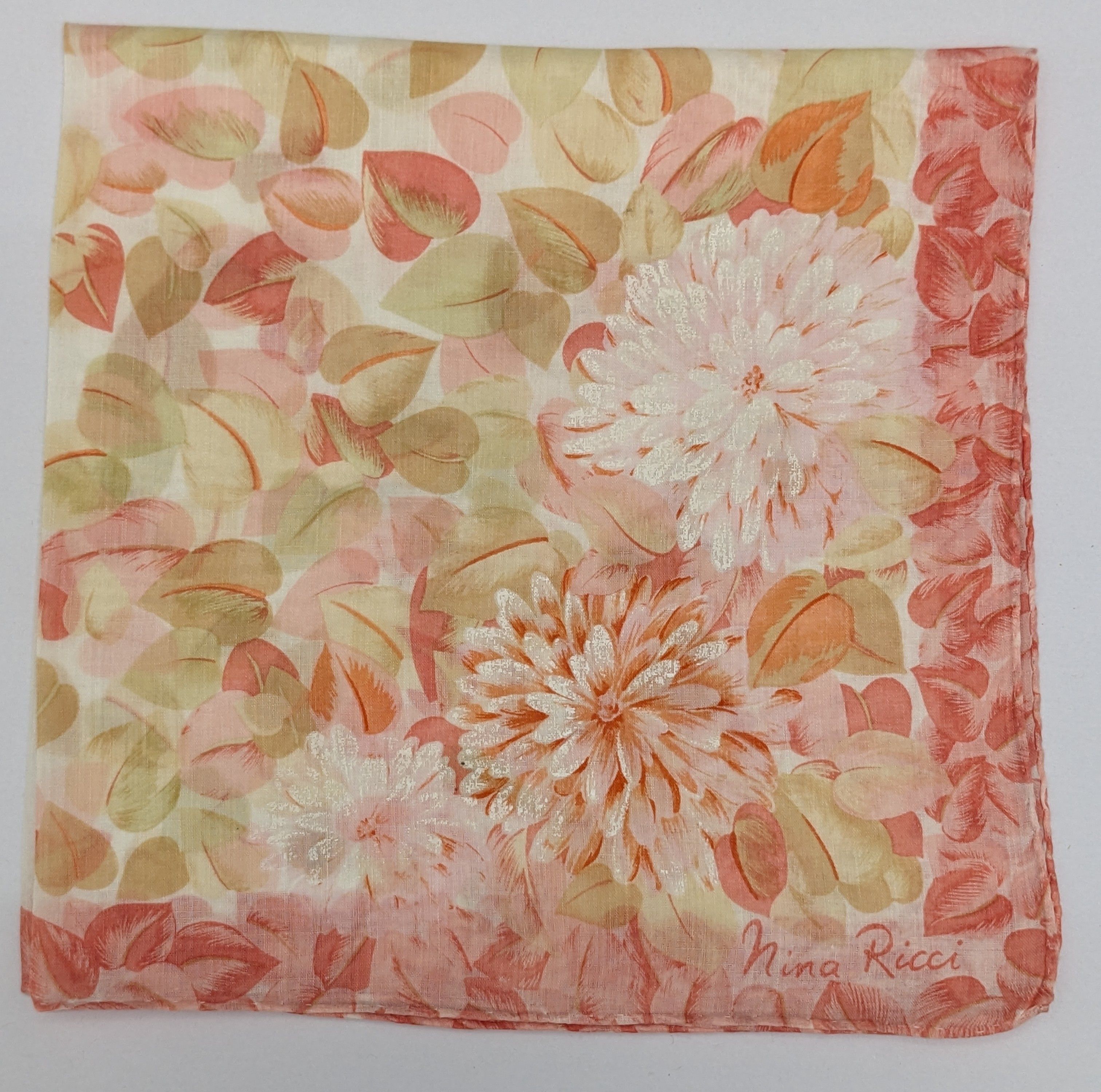 Nina Ricci Nina Ricci Paris Vintage Scarf Chrysanthemum Flower Size ONE SIZE - 1 Thumbnail