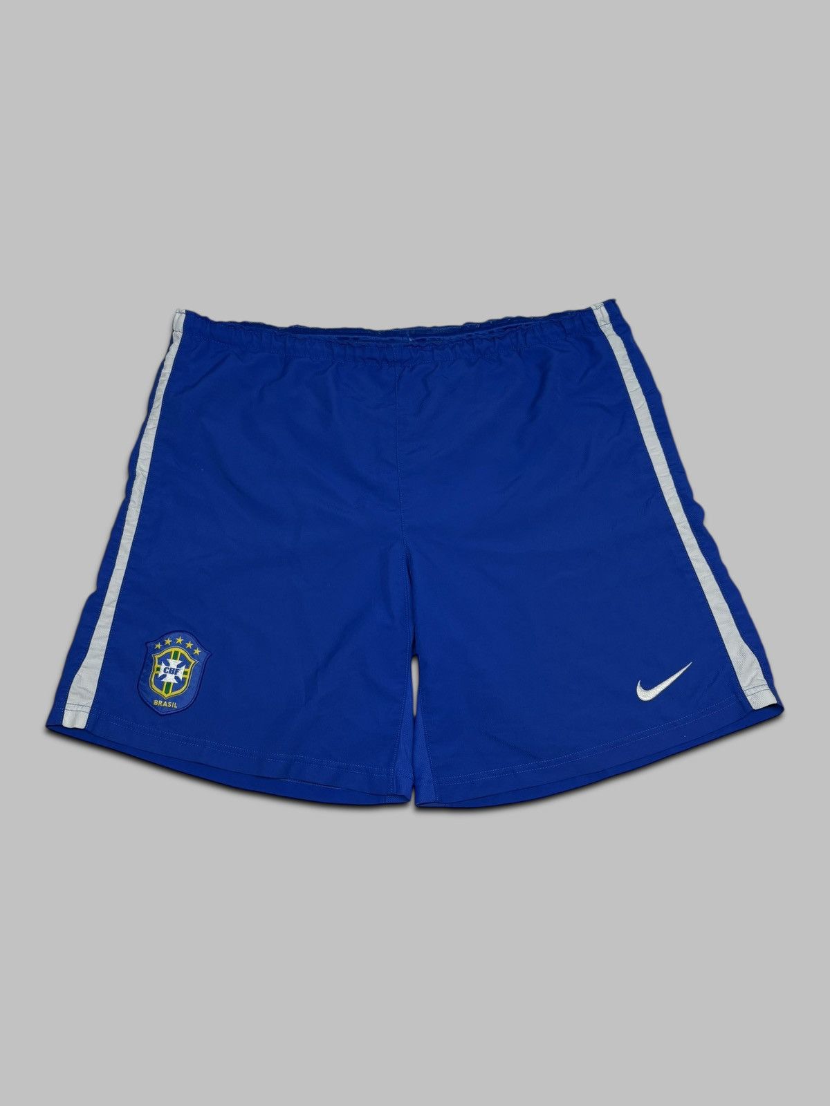 Nike Vintage 2000s Brazil National Team Royal Blue Soccer Shorts Size US 34 / EU 50 - 1 Thumbnail