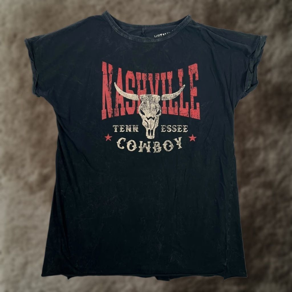 Vintage HRT & LUV Nashville Cowboy T-Shirt Women's Small Black Mineral-Washed Crew Neck Short Sleeve Shirt Western Graphic Size S / US 4 / IT 40 - 1 Thumbnail