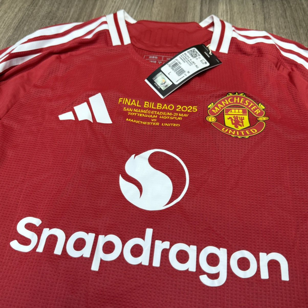 Adidas Manchester united 24/25 Europa player issue final shirt #8 Size US M / EU 48-50 / 2 - 3 Thumbnail
