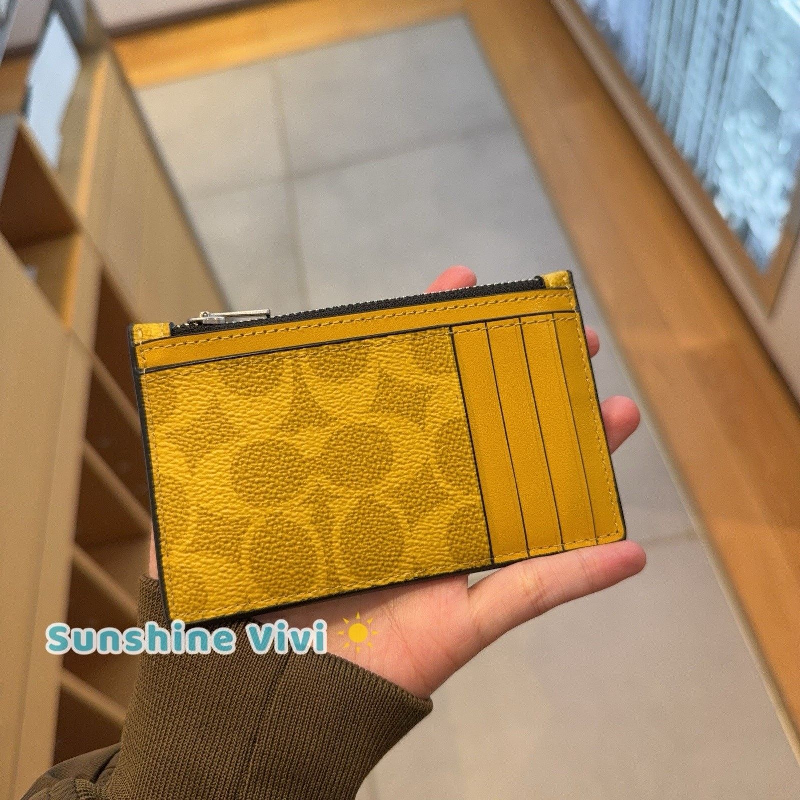Coach NWT Coach CV764 Zip Card Case Signature Canvas Silver/Canary Size ONE SIZE - 2 Thumbnail