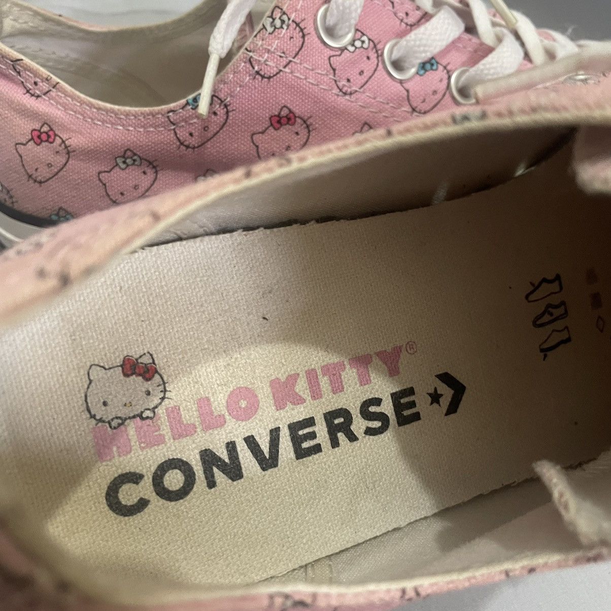 Converse Converse CT All Star Ox Hello Kitty Pink Size US 8 / EU 41 - 8 Thumbnail