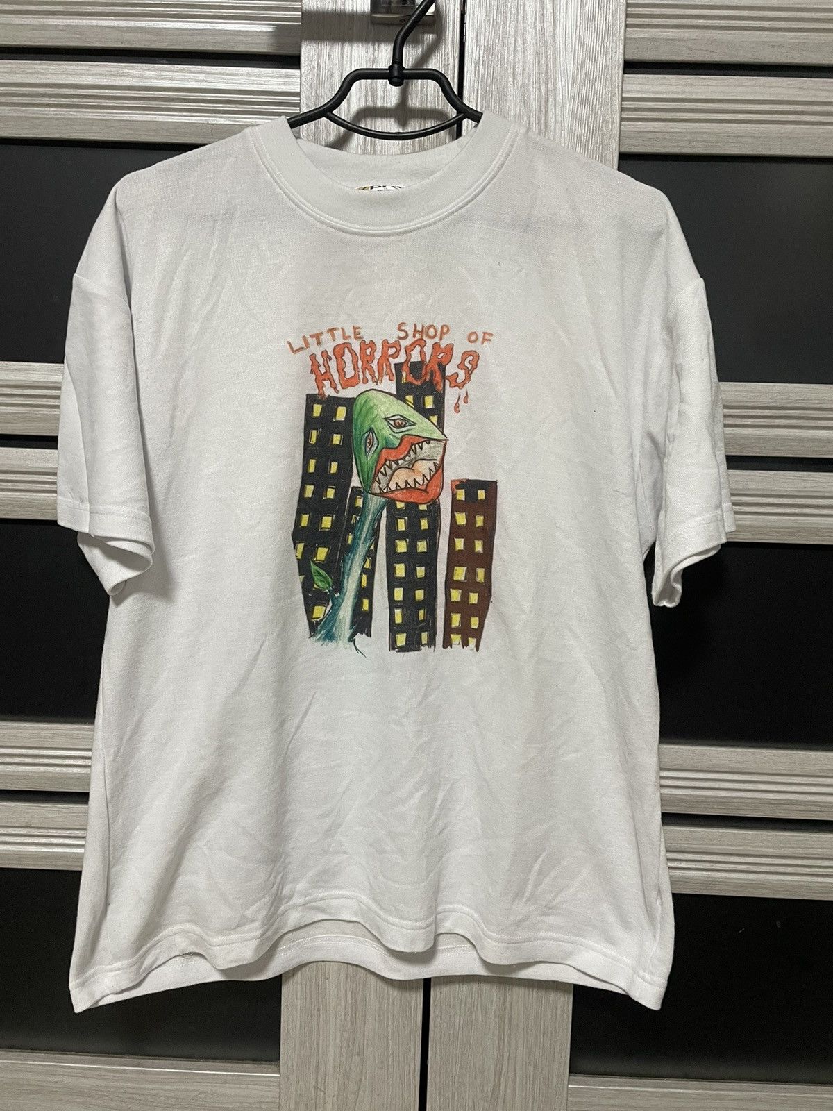 Vintage Vintage 90s Little Shop of Horrors Movie Tee Graphic Rare Size US L / EU 52-54 / 3 - 1 Thumbnail