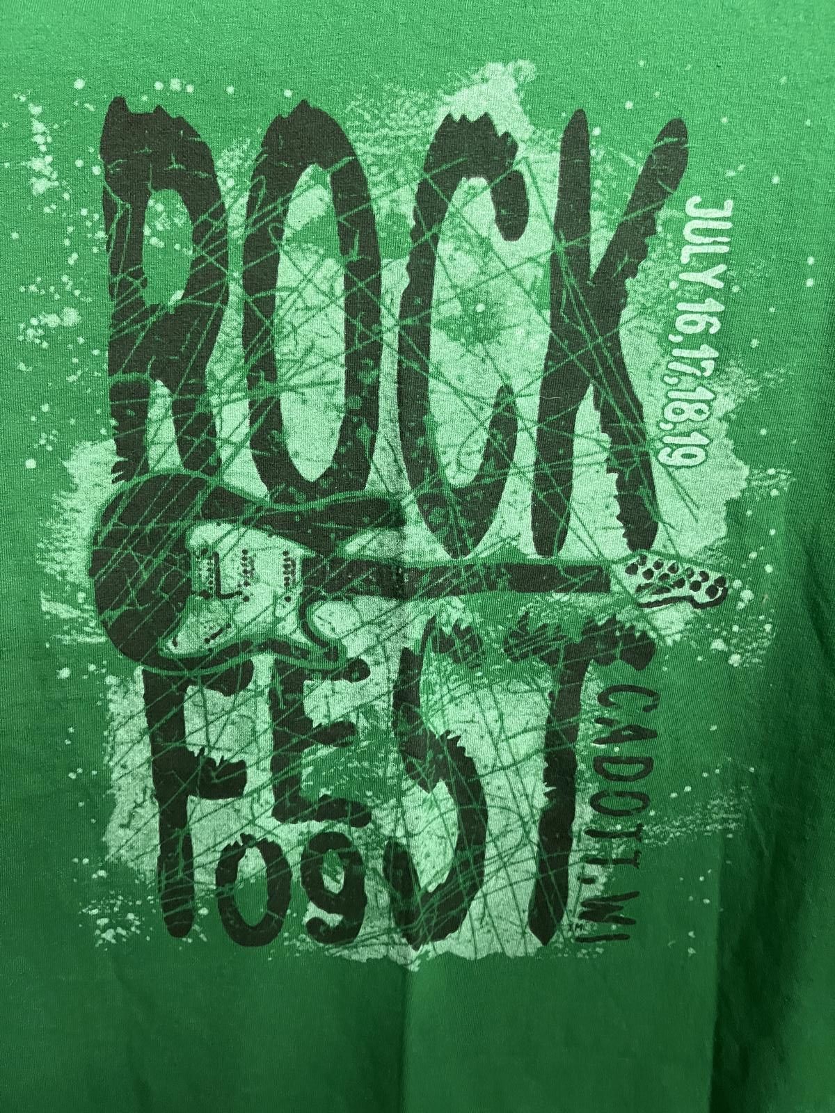 Designer T-shirt Rock Fest Wisconsin 2009 Band Line Up Tee - XL Size US XL / EU 56 / 4 - 4 Thumbnail