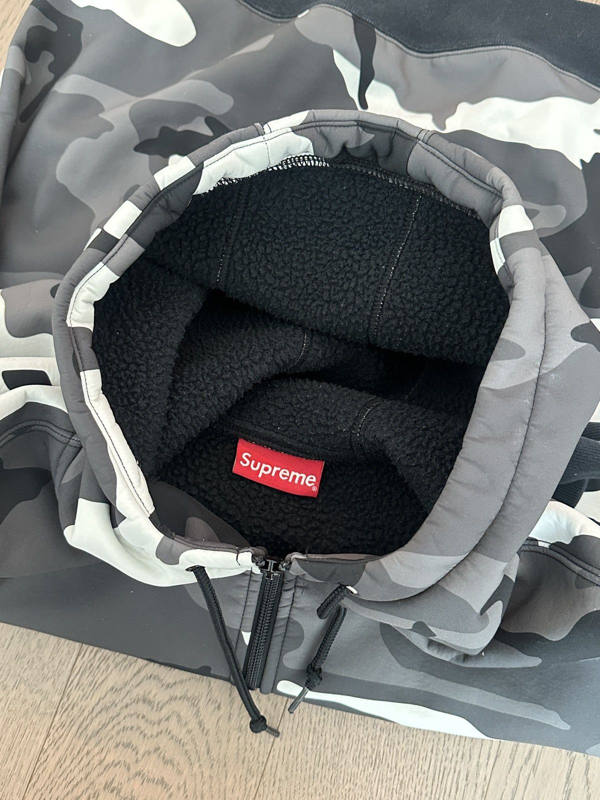 Supreme Supreme Camo Sherpa Zip-Up Hoodie – Black/White Woodland Size US M / EU 48-50 / 2 - 3 Thumbnail