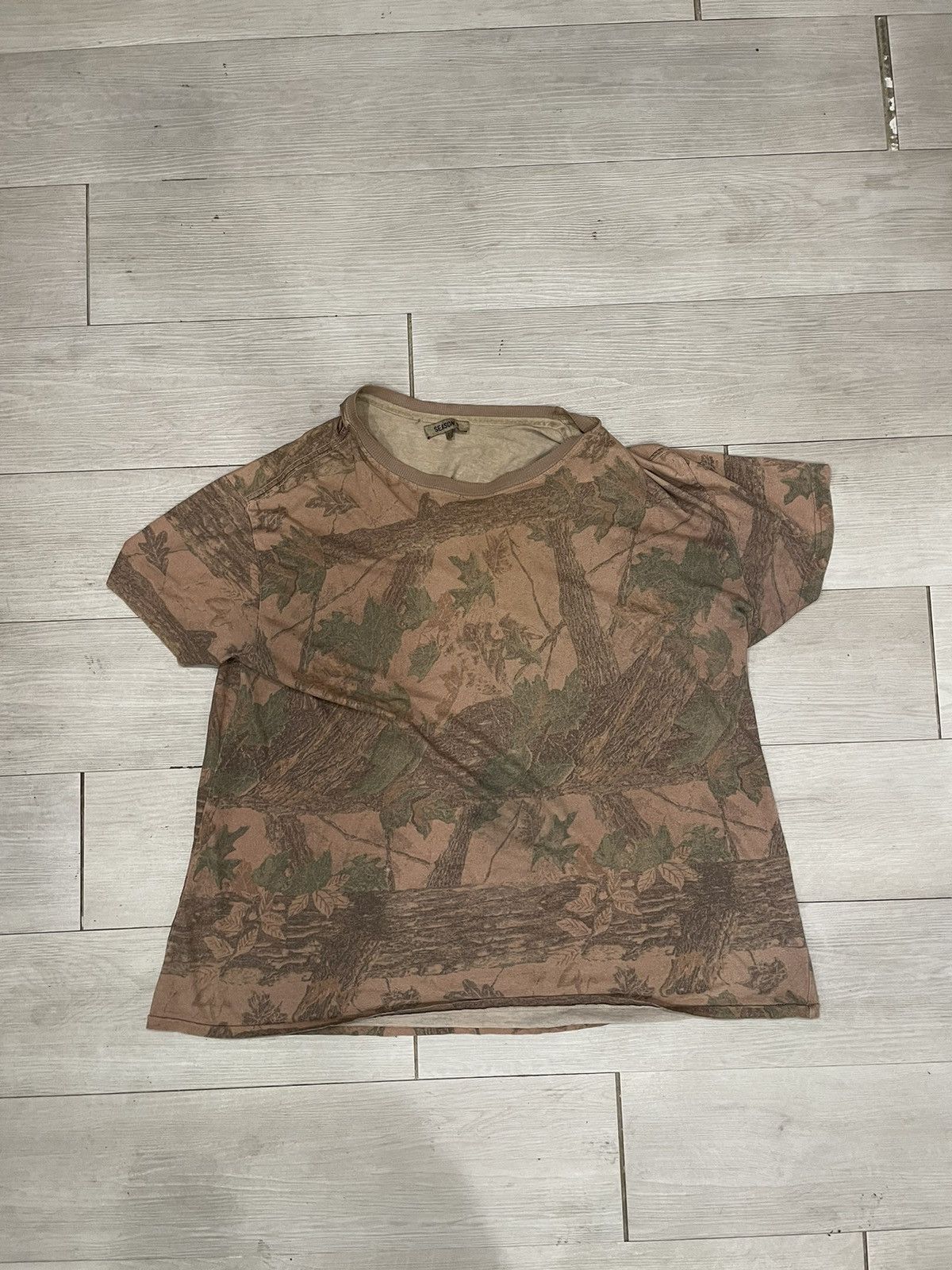 Yeezy Yeezy Season 4 tree camo oversized tee Size US L / EU 52-54 / 3 - 1 Thumbnail