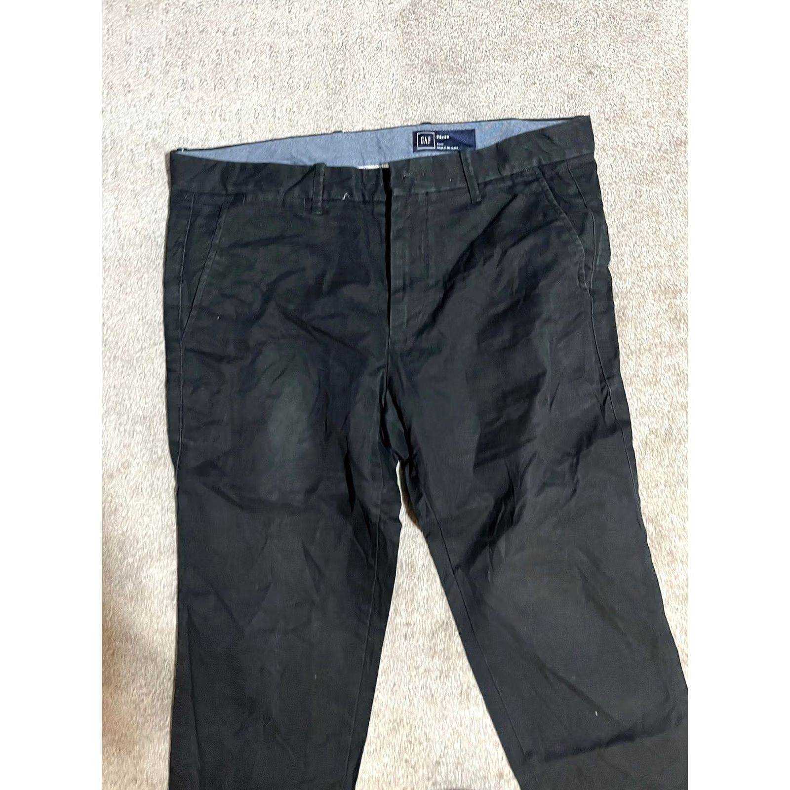 Gap Gap Slim Chino Pants Men 33x30 Black Solid Distressed Front Flat Front Zip Comfort Easy Care Slimming Jeans? Size US 33 - 2 Thumbnail
