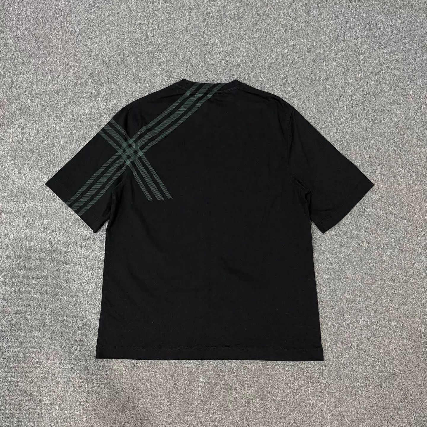 Burberry Burberry TB Stripe Short Sleeve L 99 New Size US L / EU 52-54 / 3 - 2 Thumbnail