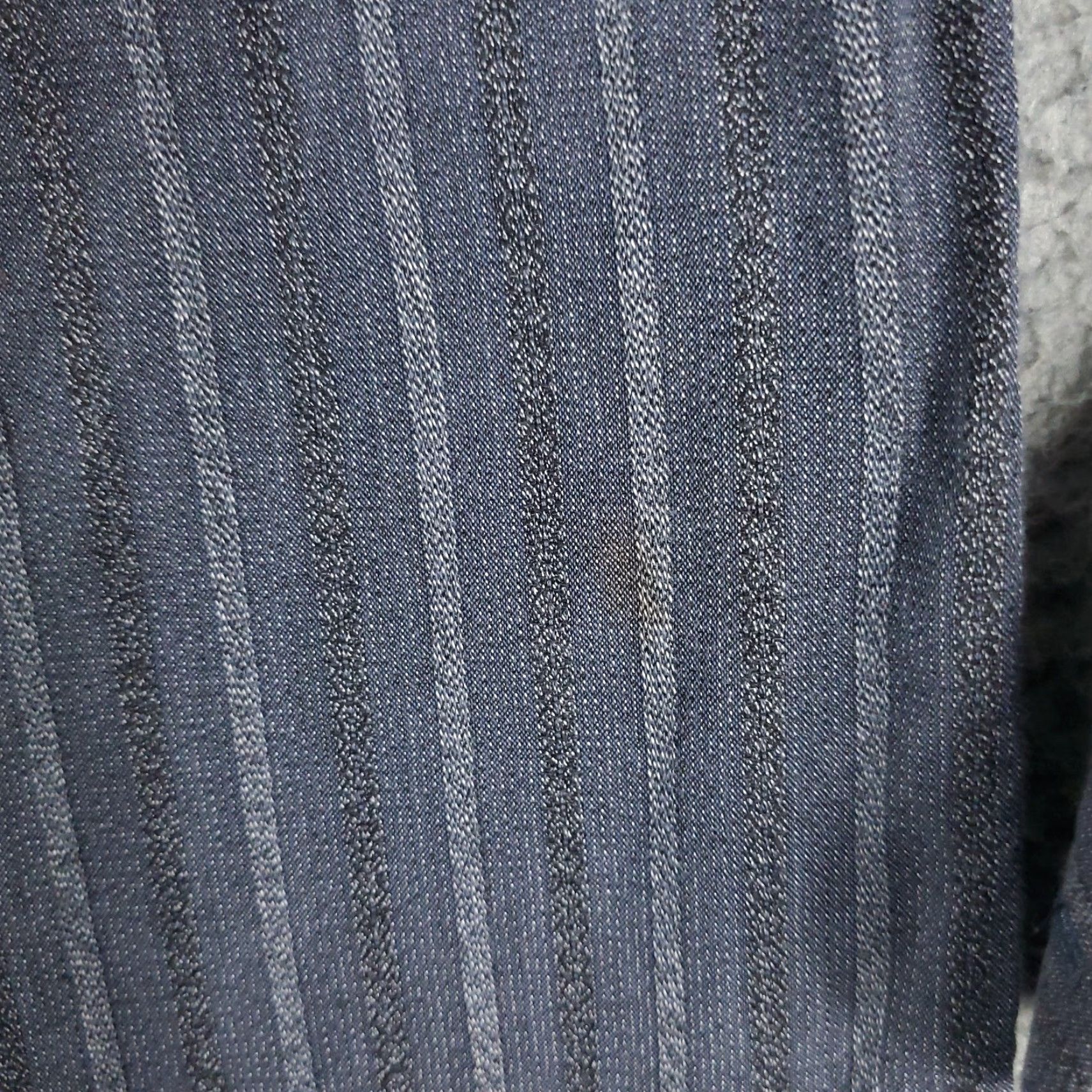 Vintage Greg Norman Gray Striped Button-Up Shirt Mens Long Sleeve Size Large - Damaged Size US L / EU 52-54 / 3 - 5 Thumbnail
