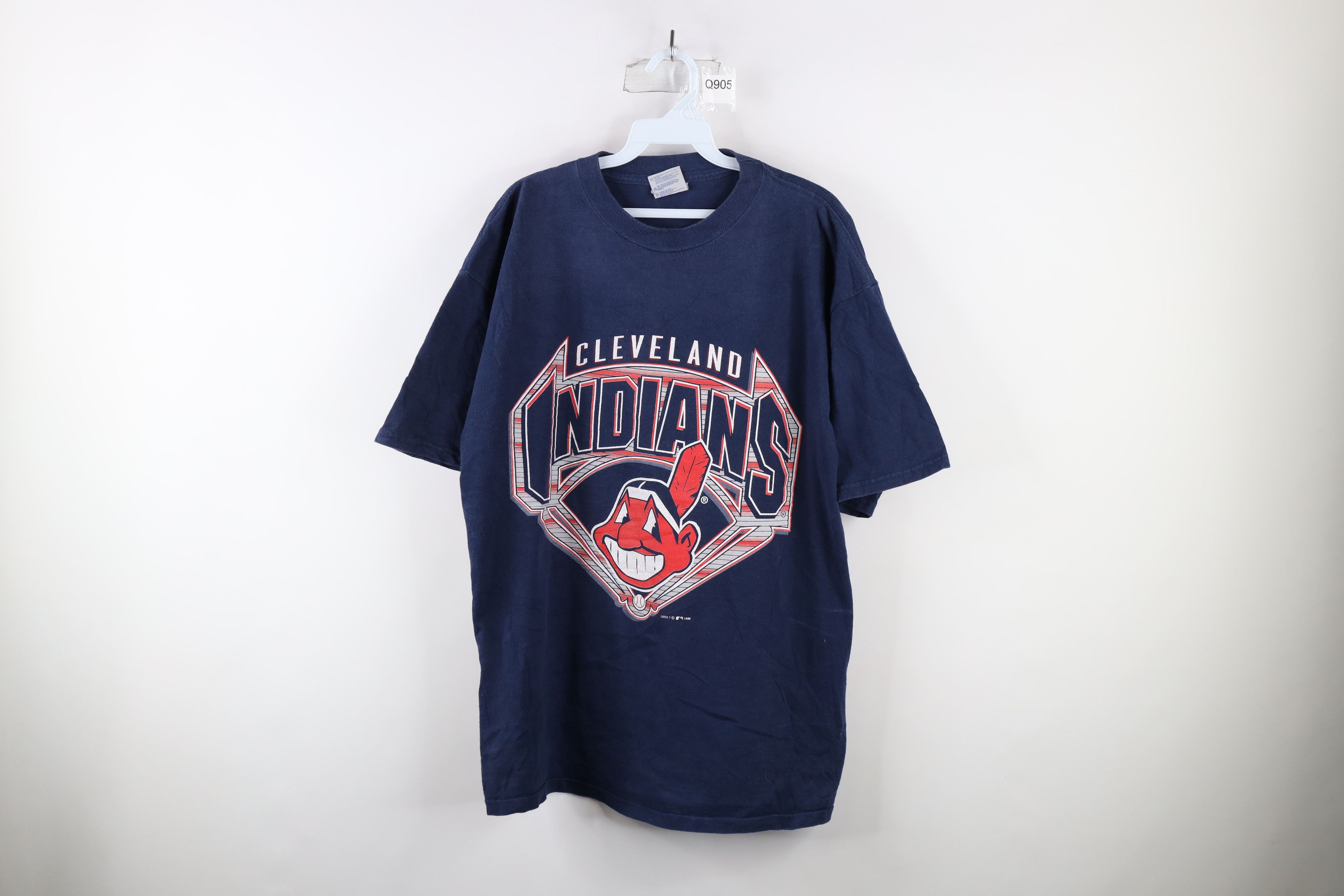 Vintage Vintage 90s Chief Wahoo Cleveland Indians Baseball T-Shirt Size US XL / EU 56 / 4 - 1 Thumbnail