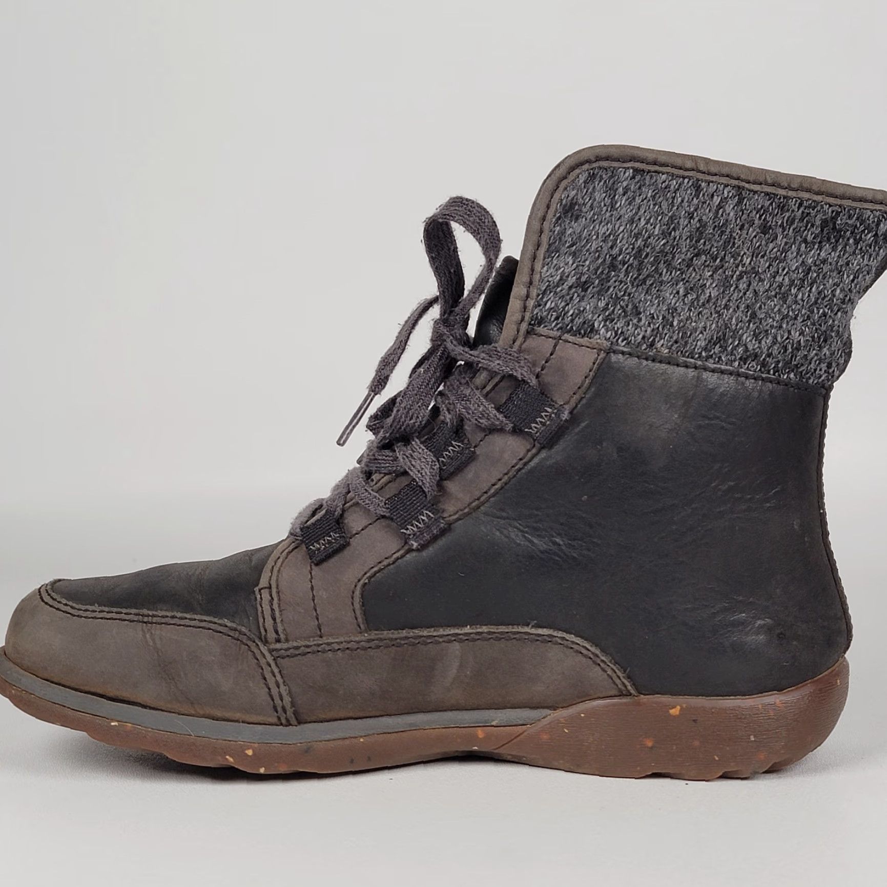 Chaco Chaco Barbary Boots Size 8 Womens Leather Wool Waterproof Hiking Outdoor Brown Size US 8 / IT 38 - 4 Thumbnail