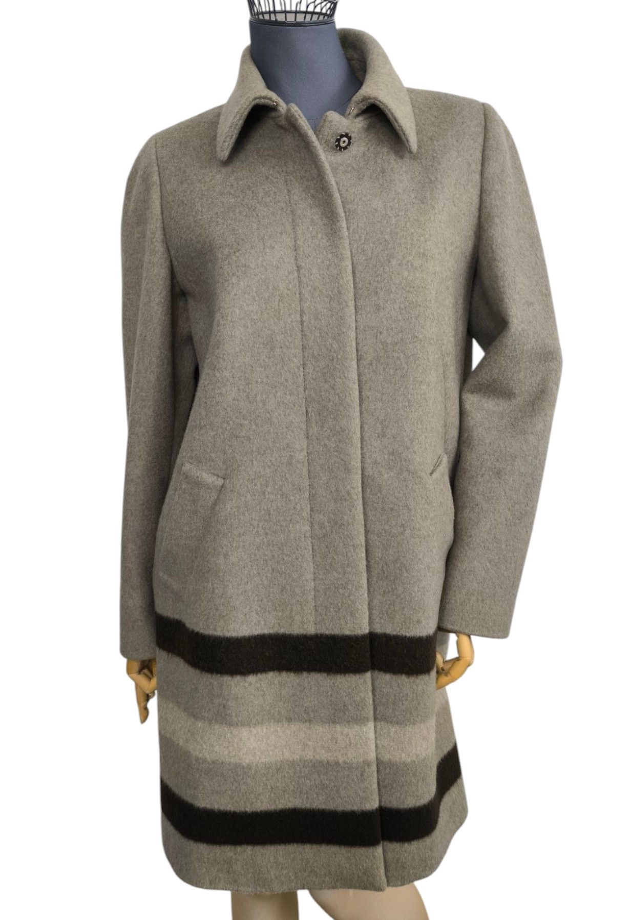 Max Mara Max Mara Virgin Wool Coat Vintage Size L / US 10 / IT 46 - 4 Thumbnail