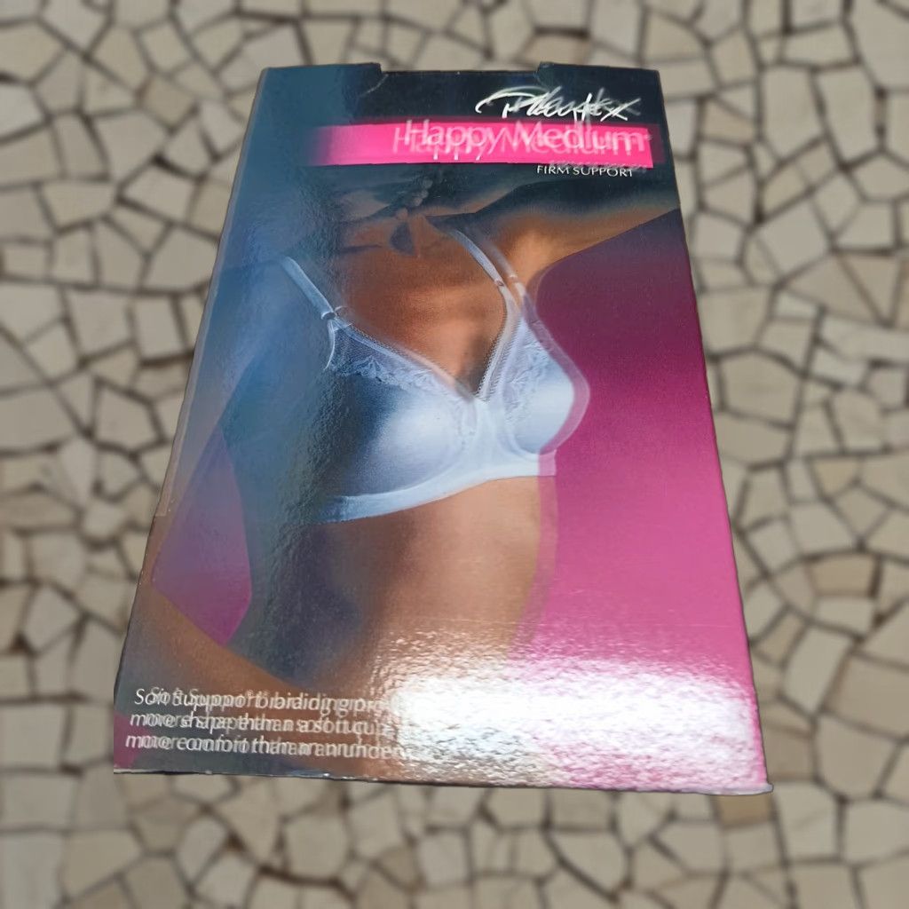 Vintage Playtex Happy Medium Bra 38C Beige Full Coverage Wireless Usa Made Womens