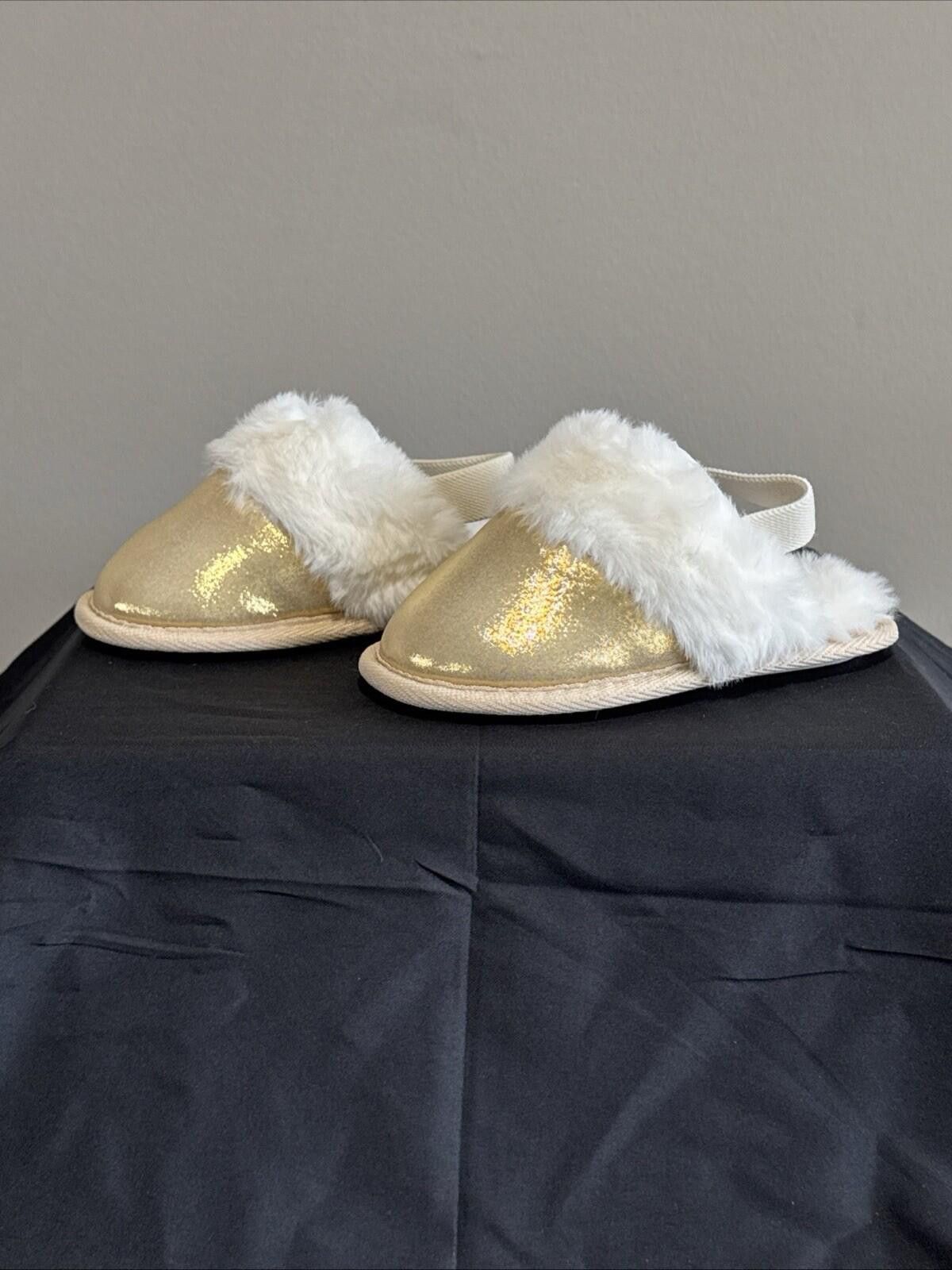 Other Holiday Time Mommy & Me Metallic Gold Slippers 9-10 (364) Size US 9.5 / IT 39.5 - 1 Thumbnail