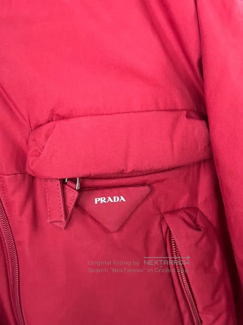 Prada Prada Red letter short down jacket Size XS / US 0-2 / IT 36-38 - 2 Thumbnail
