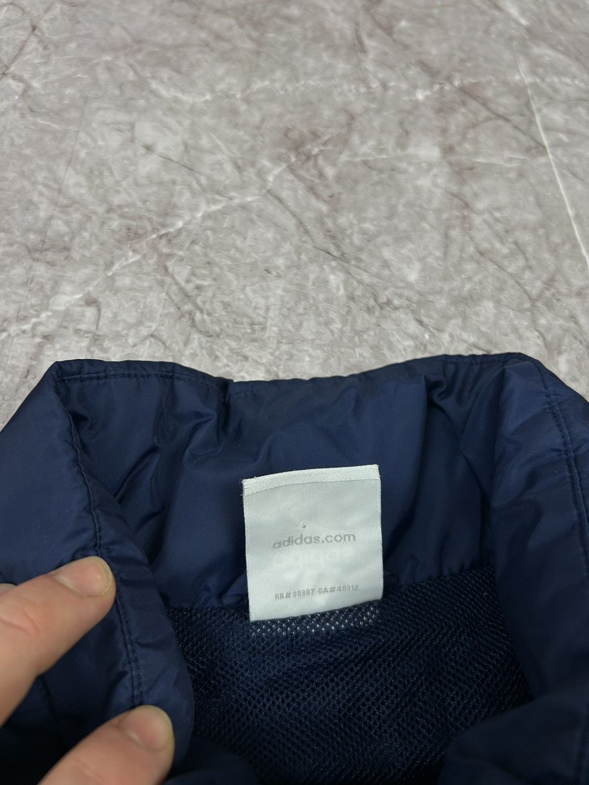 Adidas Vintage Chelsea soccer jacket adidas big logo size m Size US M / EU 48-50 / 2 - 6 Thumbnail