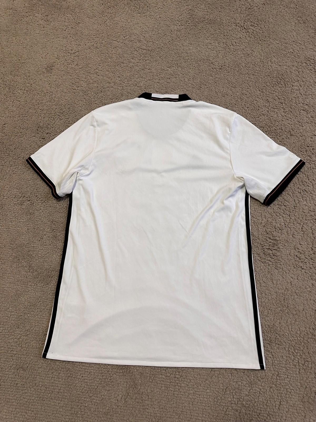 Adidas GERMANY 2015/2016 HOME FOOTBALL SHIRT SOCCER JERSEY ADIDAS L Size US L / EU 52-54 / 3 - 7 Thumbnail