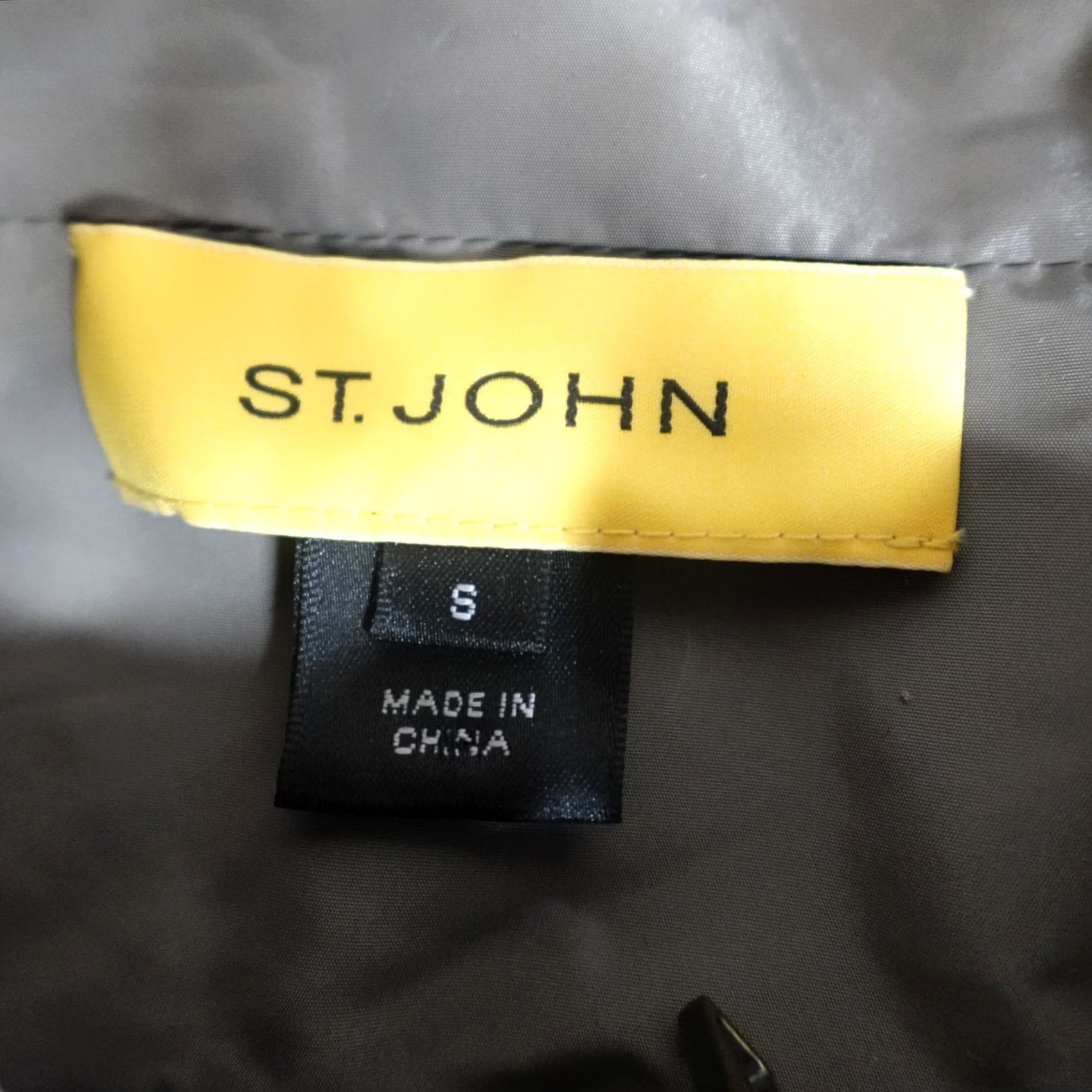 St. John St. John Womens Jacket Small Beige Gray Reversible Nylon Wool Blend Dry Clean Only Size S / US 4 / IT 40 - 2 Thumbnail