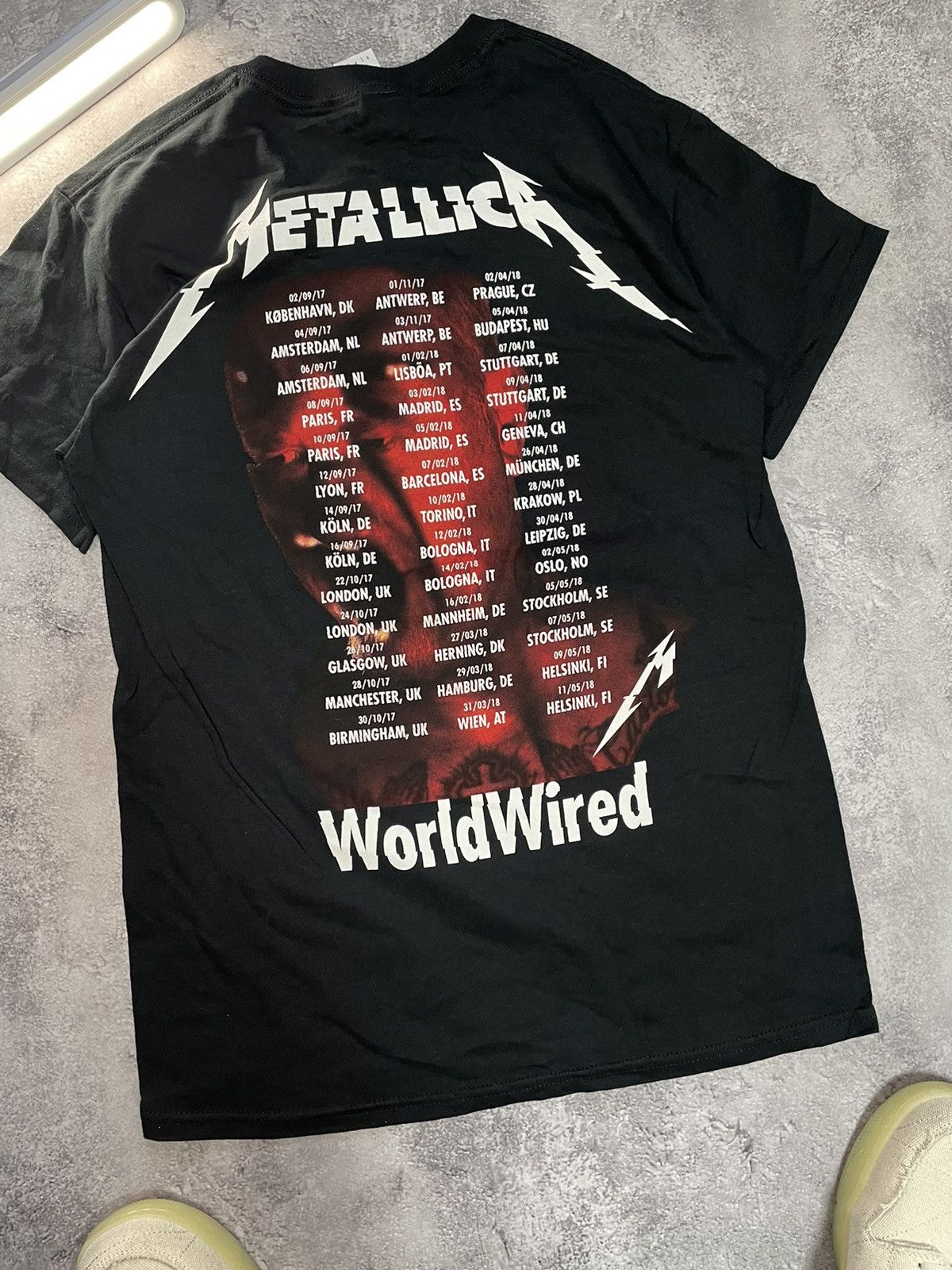 Band Tees Metallica Hardwired to Self Destruct Worldwired Tour Tee Size US S / EU 44-46 / 1 - 5 Thumbnail