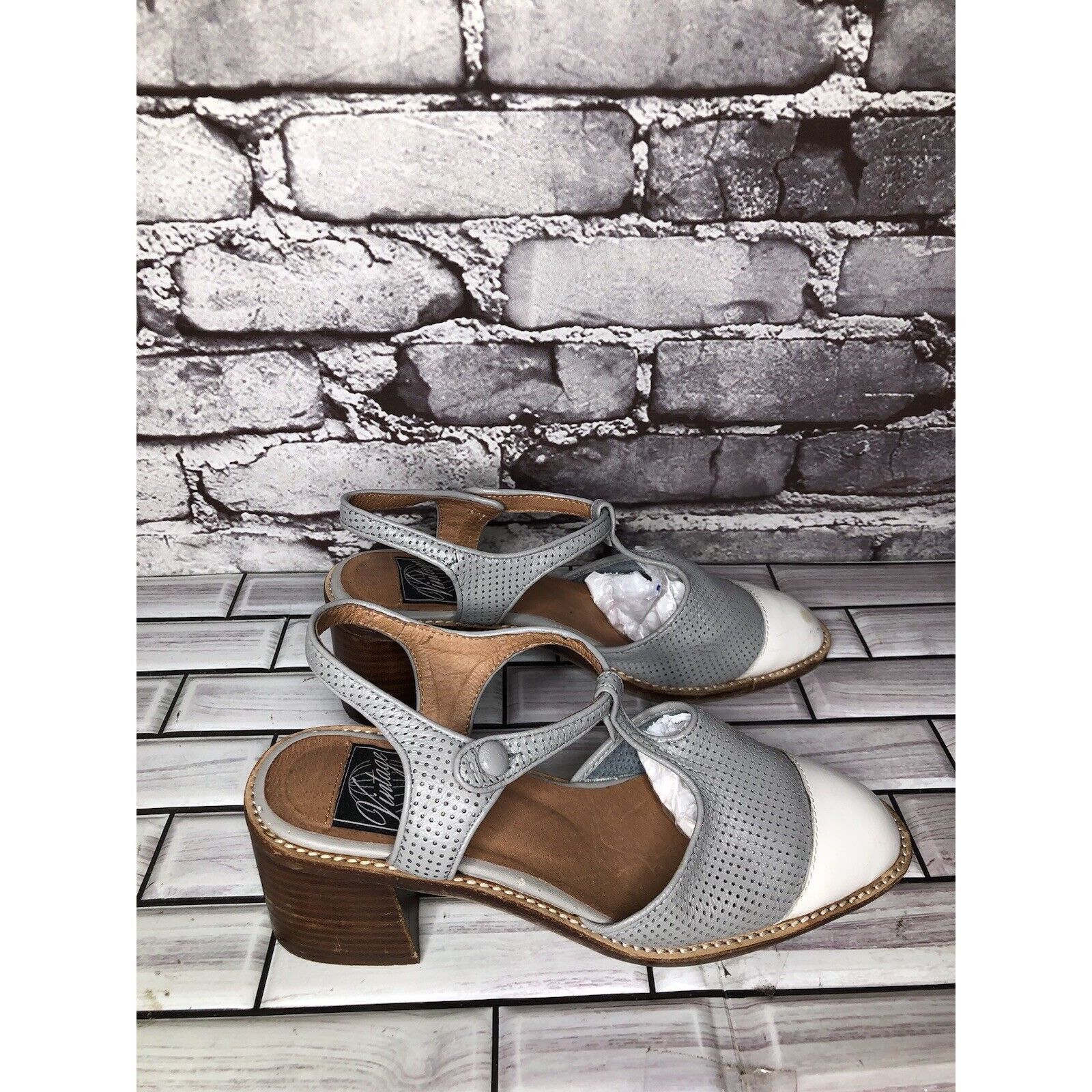 Jeffrey Campbell Vintage Jeffrey Campbell White Cap Gray Leather Perforated S Size US 7 / IT 37 - 3 Thumbnail