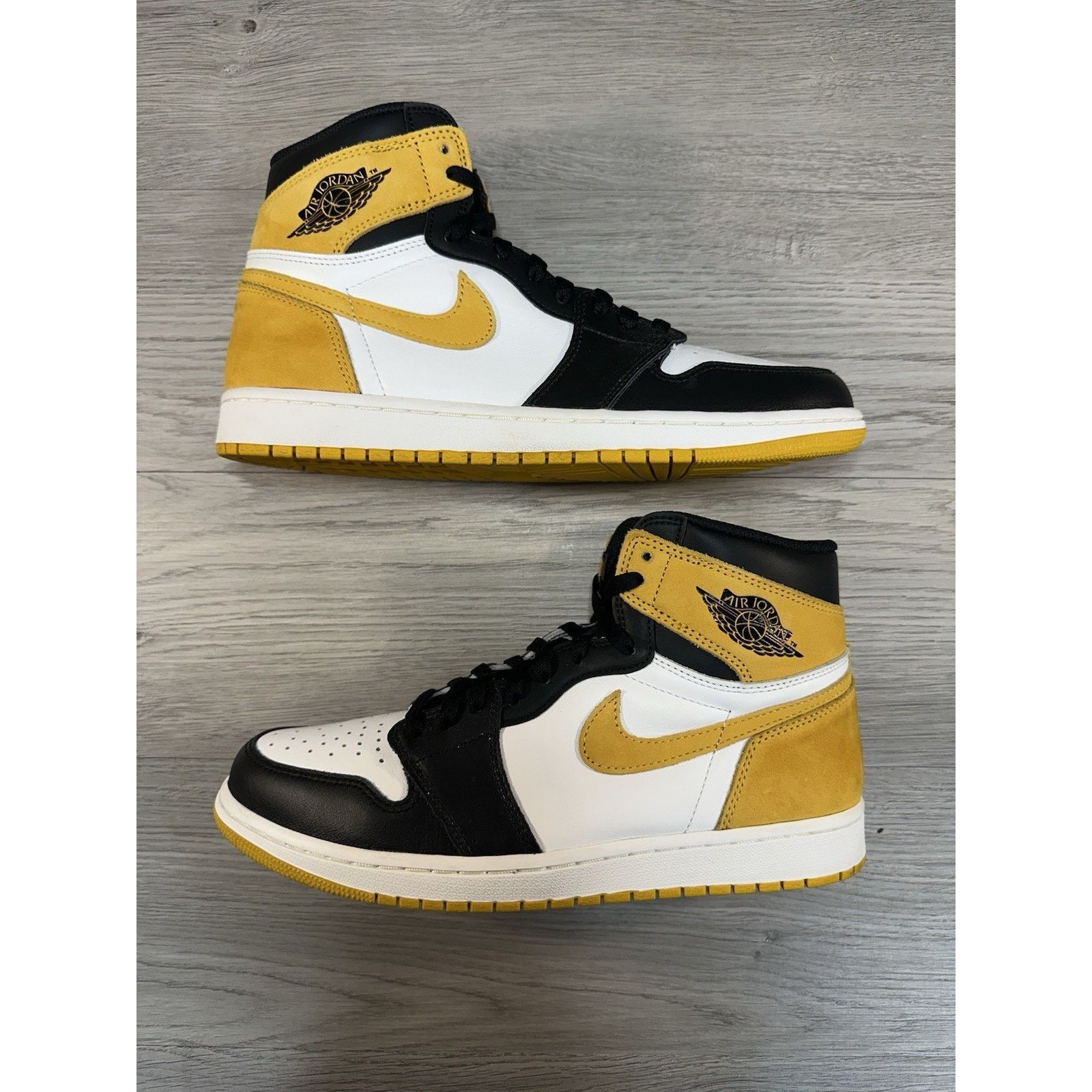 Jordan Brand Air Jordan 1 Retro OG High - Yellow Ochre - Size 10.5 Size US 10.5 / EU 43-44 - 2 Thumbnail