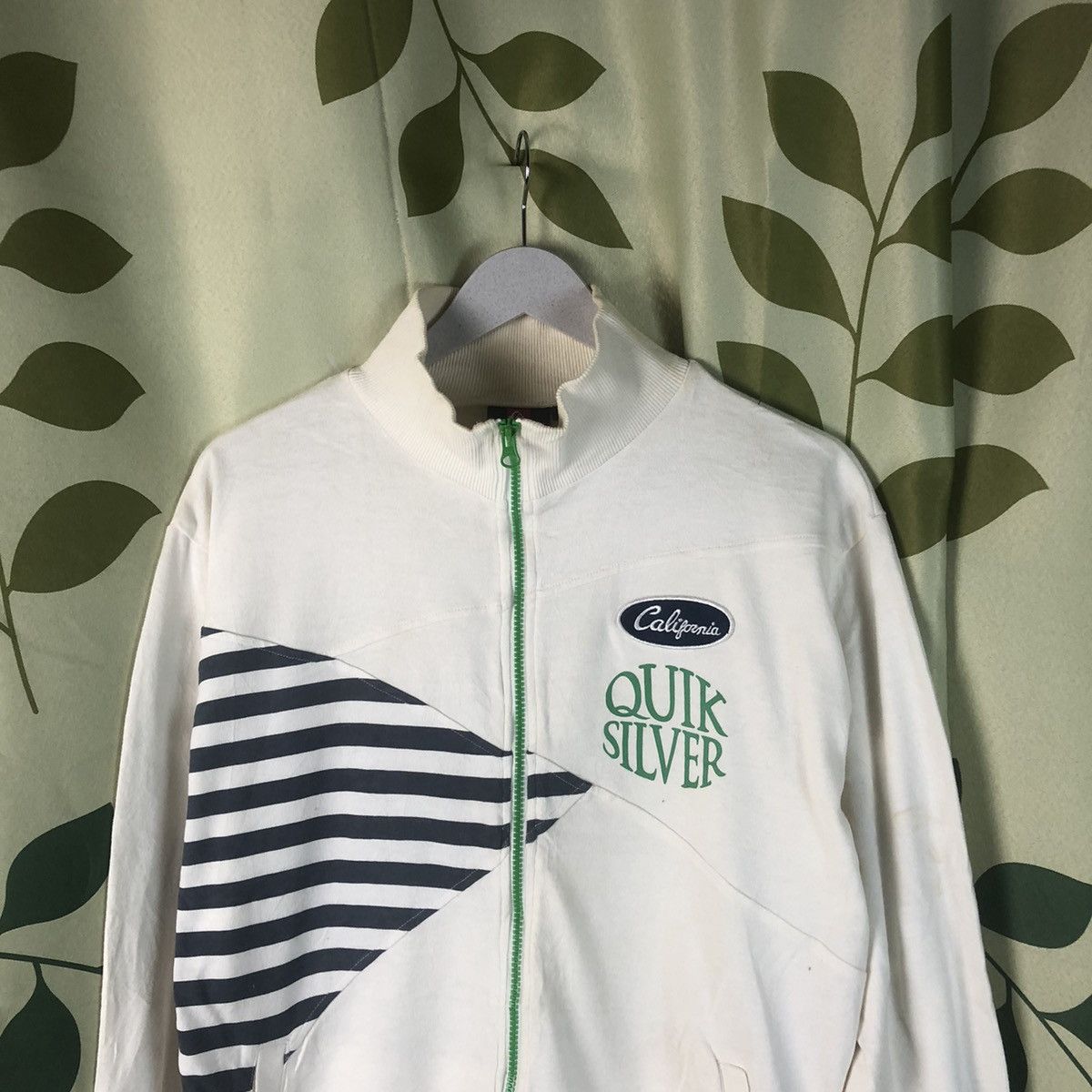 Quiksilver D Quiksilver vintage White sweater #7433 Size US L / EU 52-54 / 3 - 2 Thumbnail