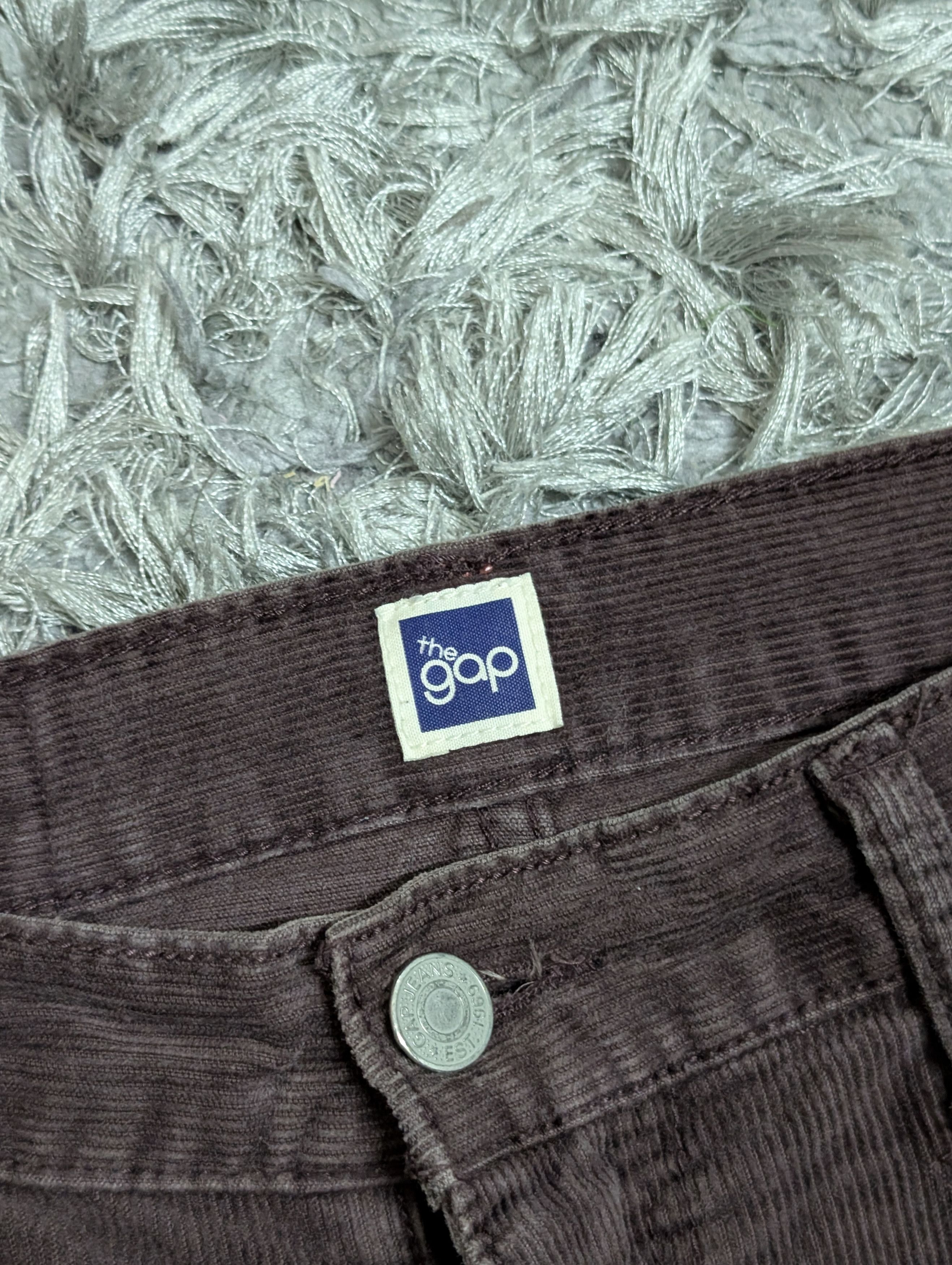 Gap Fall Winter 2009 Gap Corduroy Pants Bottom Trousers Maroon Size US 30 / EU 46 - 5 Thumbnail