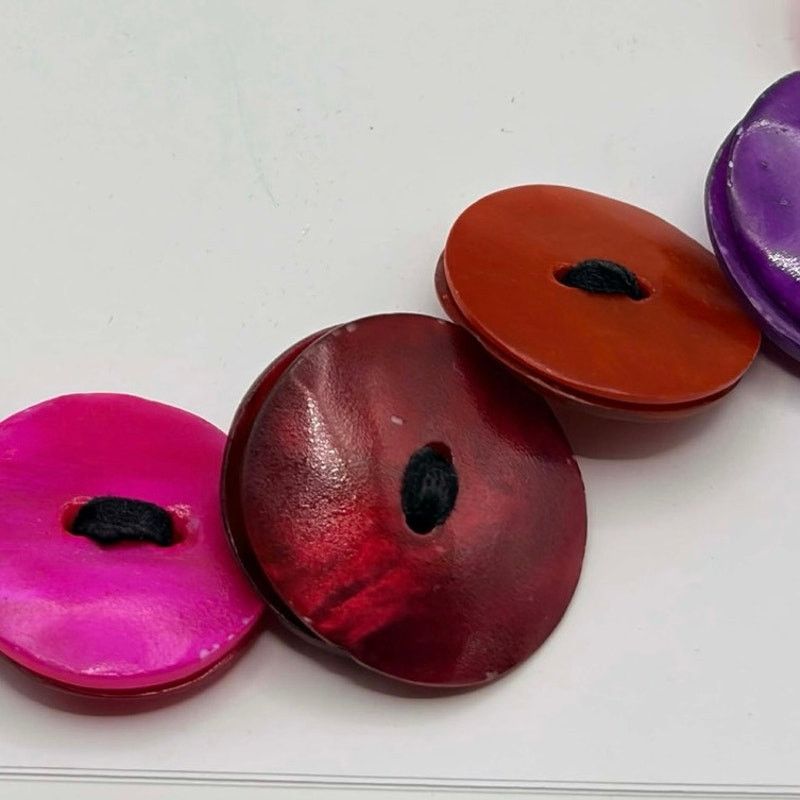 Other Red & Pink Button Necklace Size ONE SIZE - 2 Thumbnail
