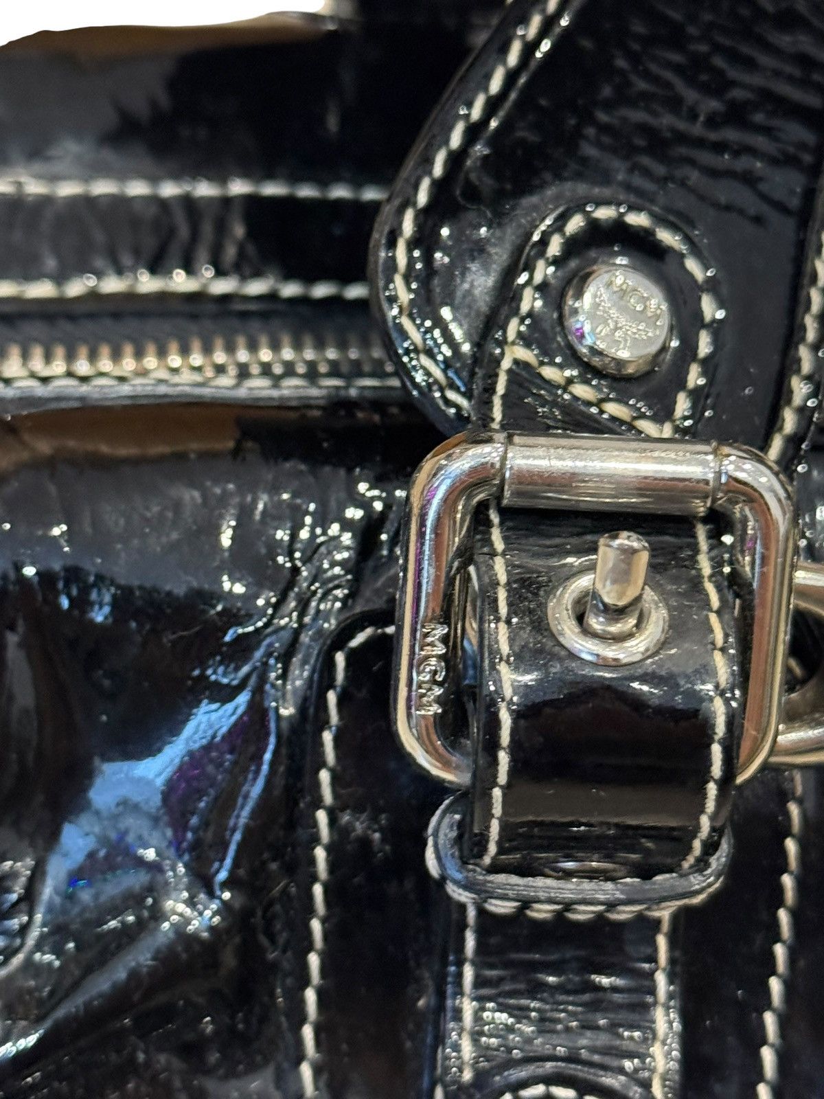 MCM MCM Boston Patent Leather Shiny Shoulder Strap Bag Handbag Size ONE SIZE - 17 Thumbnail