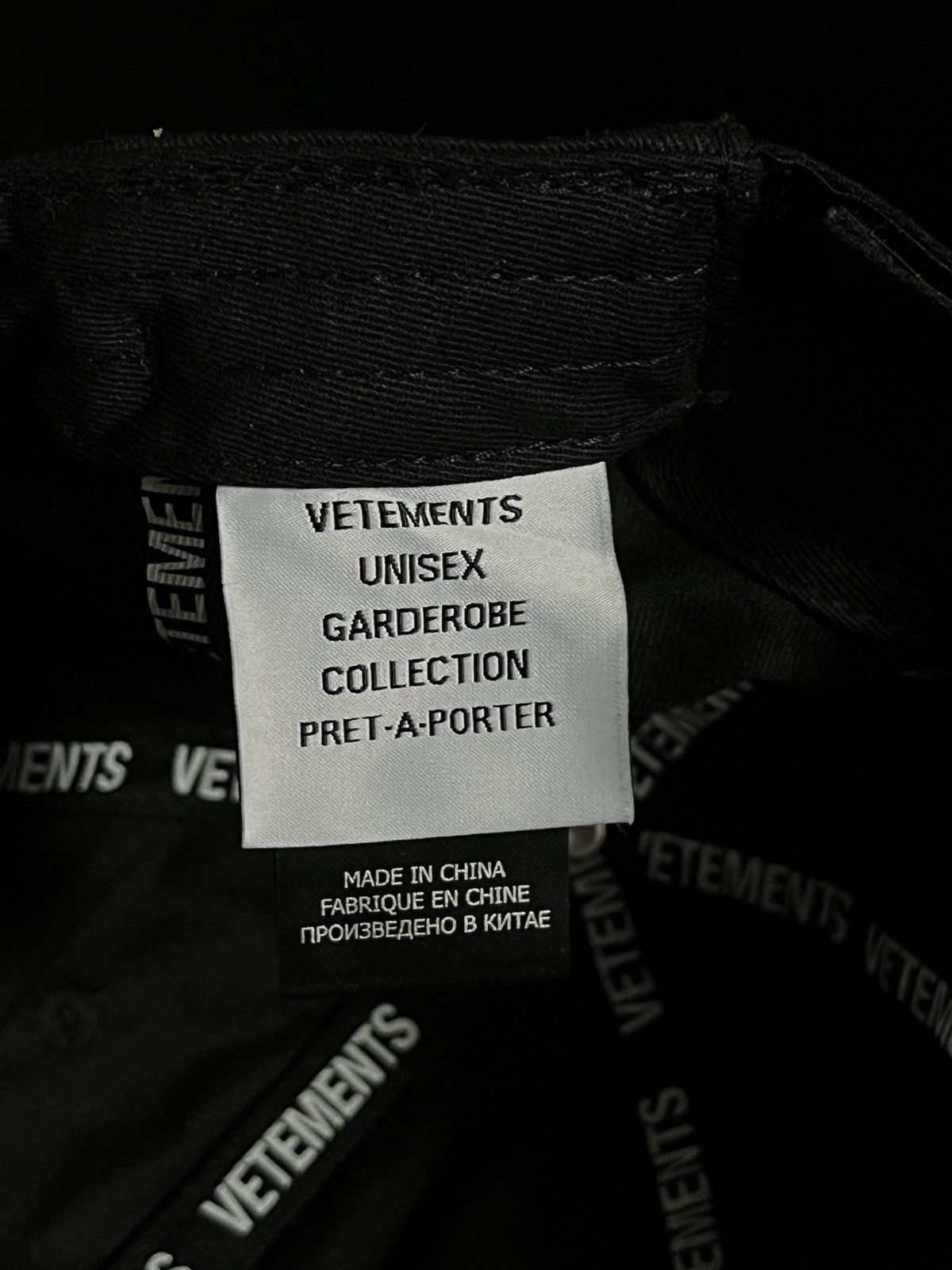 Vetements Black Out Hello My Name Is Size ONE SIZE - 8 Thumbnail