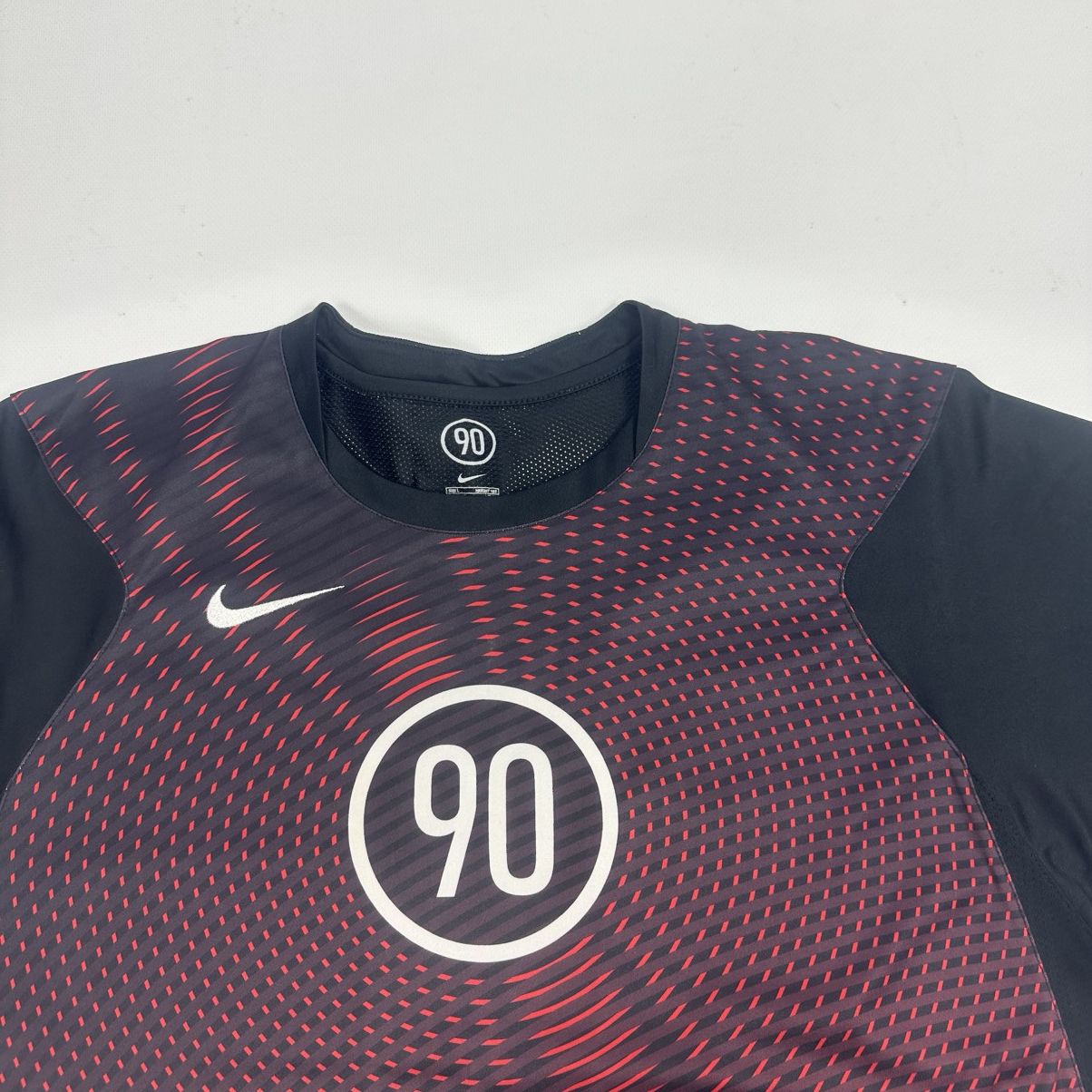 Nike Vintage NIKE Total 90 T-shirt Y2K Retro Rare Size US L / EU 52-54 / 3 - 3 Thumbnail