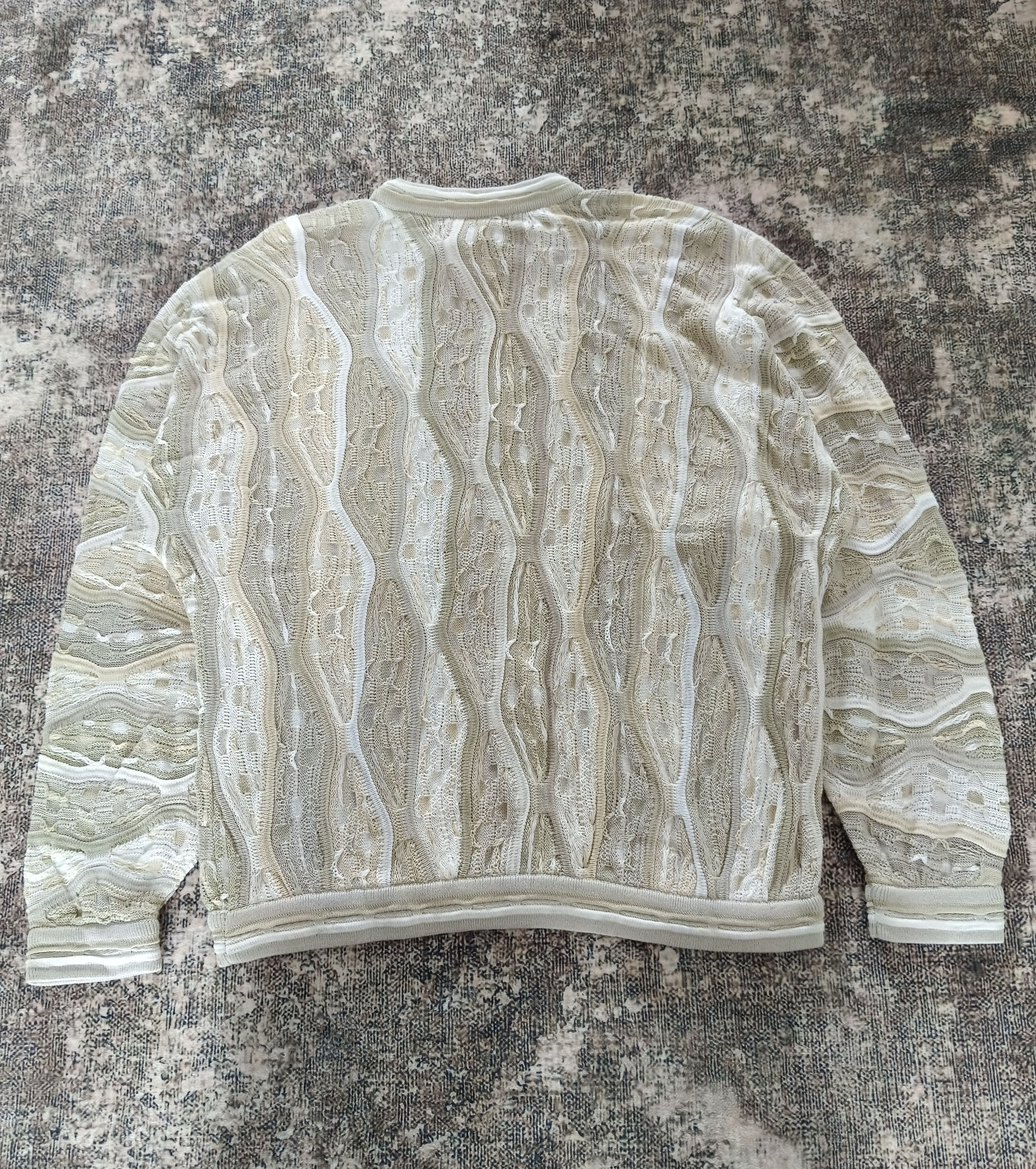 Coogi VINTAGE COOGI 3D PULLOVER CABLE KNIT Size US M / EU 48-50 / 2 - 3 Thumbnail