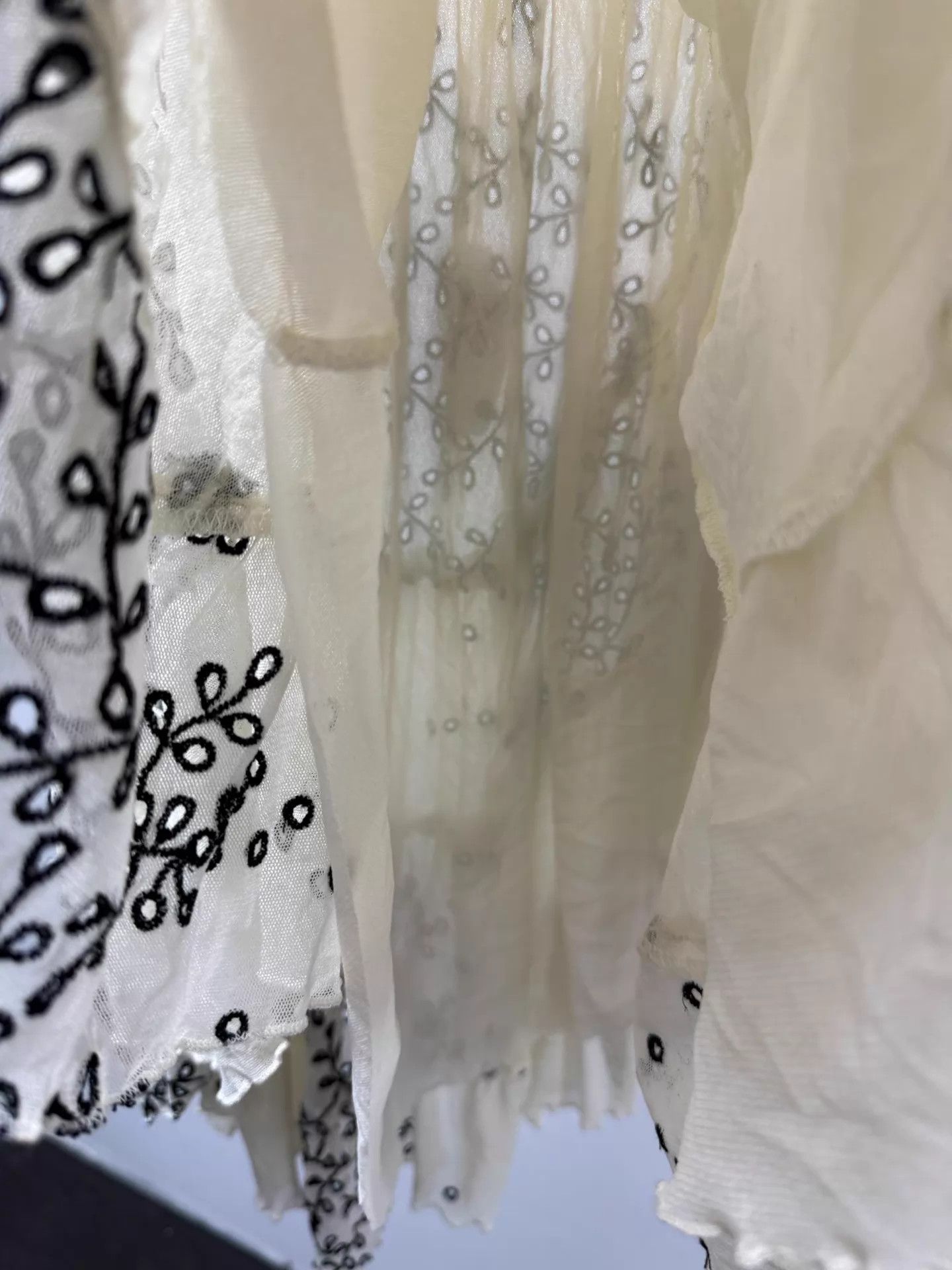 Jean Paul Gaultier Jean Paul Gaultier SOLEIL Ivory Embroidered Skirt XS Size 25" / US 0 / IT 36 - 9 Thumbnail