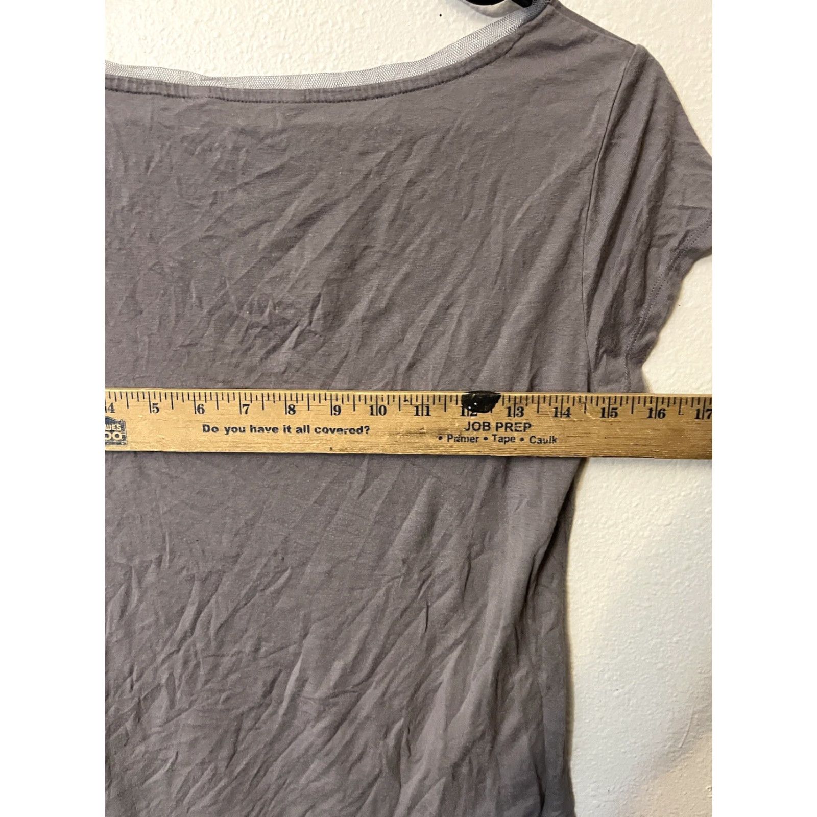 Banana Republic VINTAGE Banana Republic Women's T-Shirt Floral Short Sleeve Gray Petite Small Basic Casual Spring Summer Womens Size S / US 4 / IT 40 - 4 Thumbnail