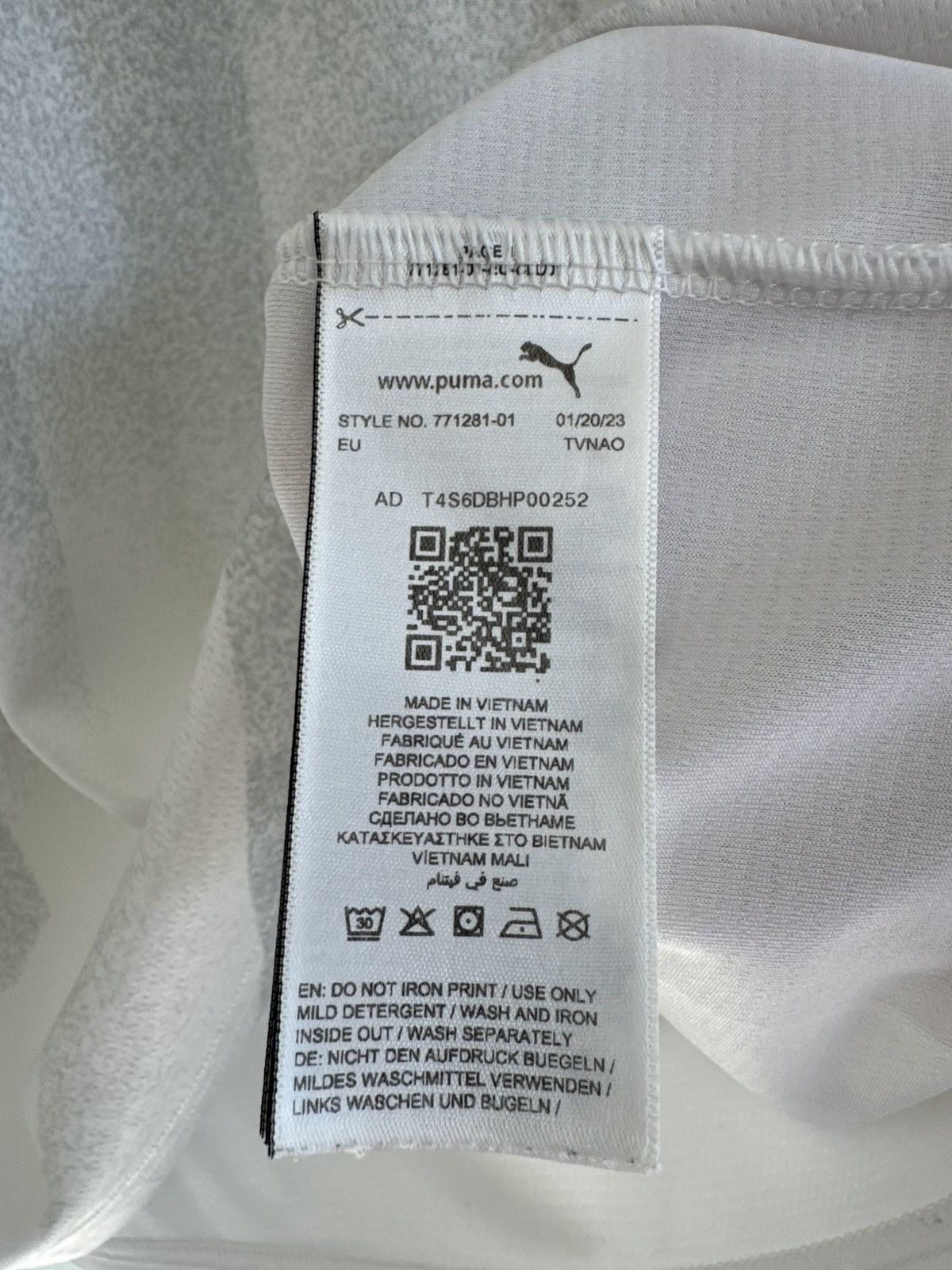 Puma Olympique Marseille 2023-2024 Home Soccer Jersey Shirt Kit Size US M / EU 48-50 / 2 - 14 Thumbnail