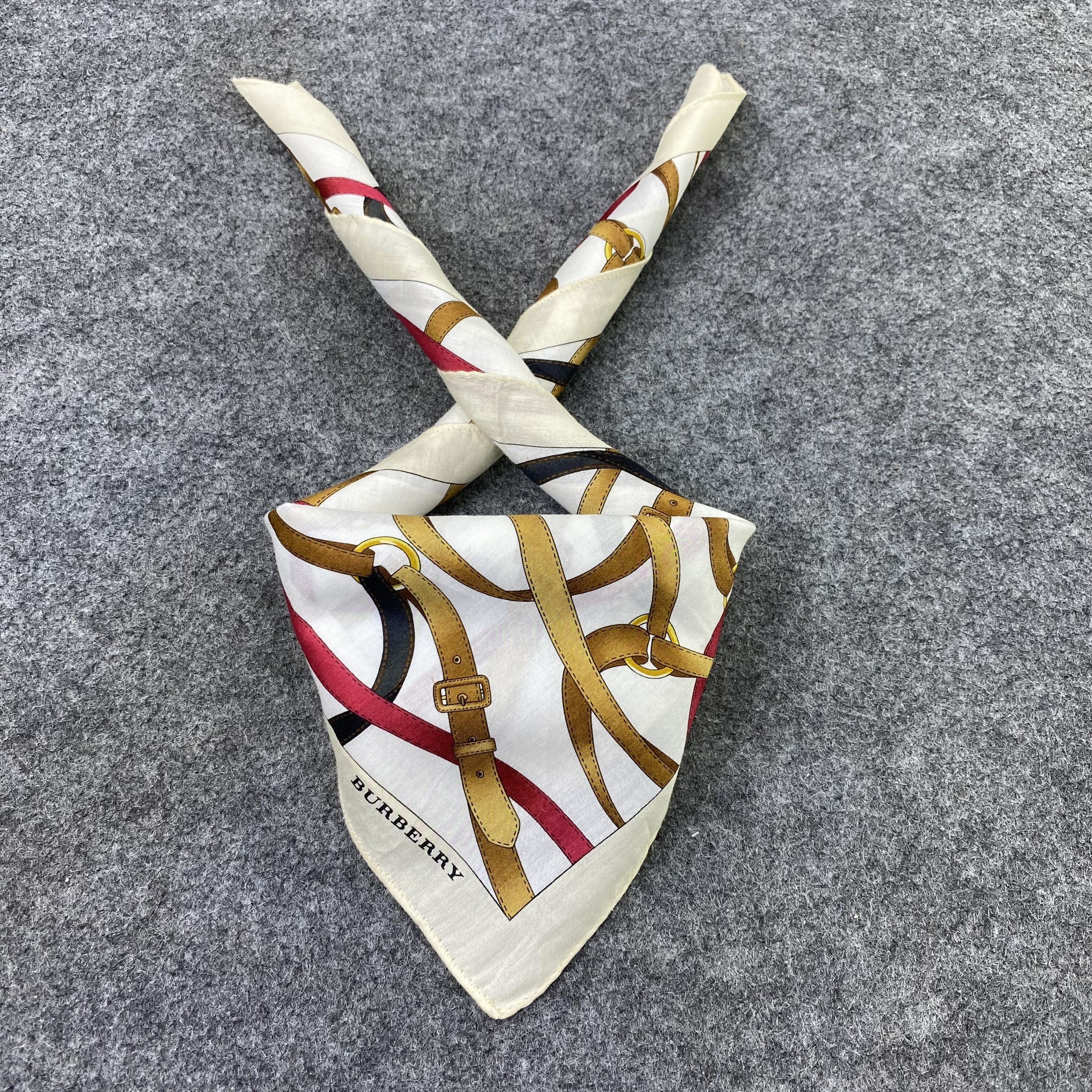 Burberry Burberry Handkerchief Neckerchief Bandana-B1742 Size ONE SIZE - 2 Thumbnail