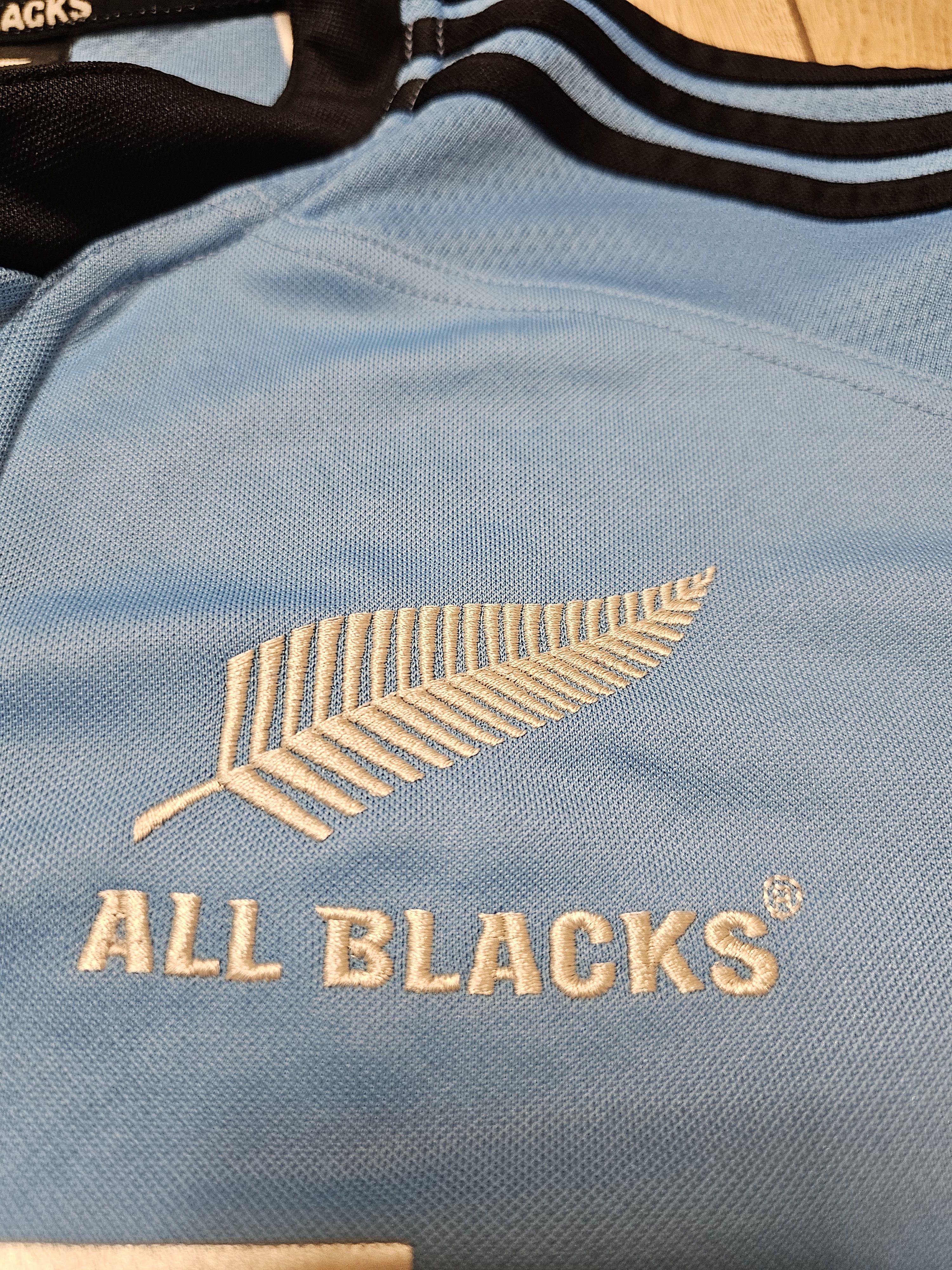 Adidas MAORI ALL BLACKS 2013 RUGBY JERSEY NEW ZEELAND SHIRT RUGBY Size US S / EU 44-46 / 1 - 4 Thumbnail