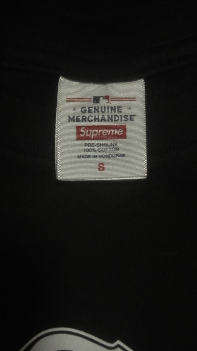 Supreme Supreme MLB Teams Sox Tee Size US S / EU 44-46 / 1 - 3 Thumbnail