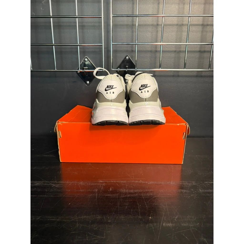 Nike Nike Air Max "SYSTM" (White Medium Olive) **PRE-OWNED** - Size 7.5M Size US 7.5 / EU 40-41 - 4 Thumbnail