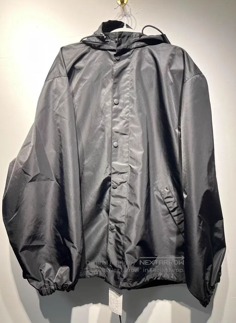Balenciaga Balenciaga Tape Duct Tape Logo Hooded Windbreaker Jacket Size US XS / EU 42 / 0 - 1 Thumbnail