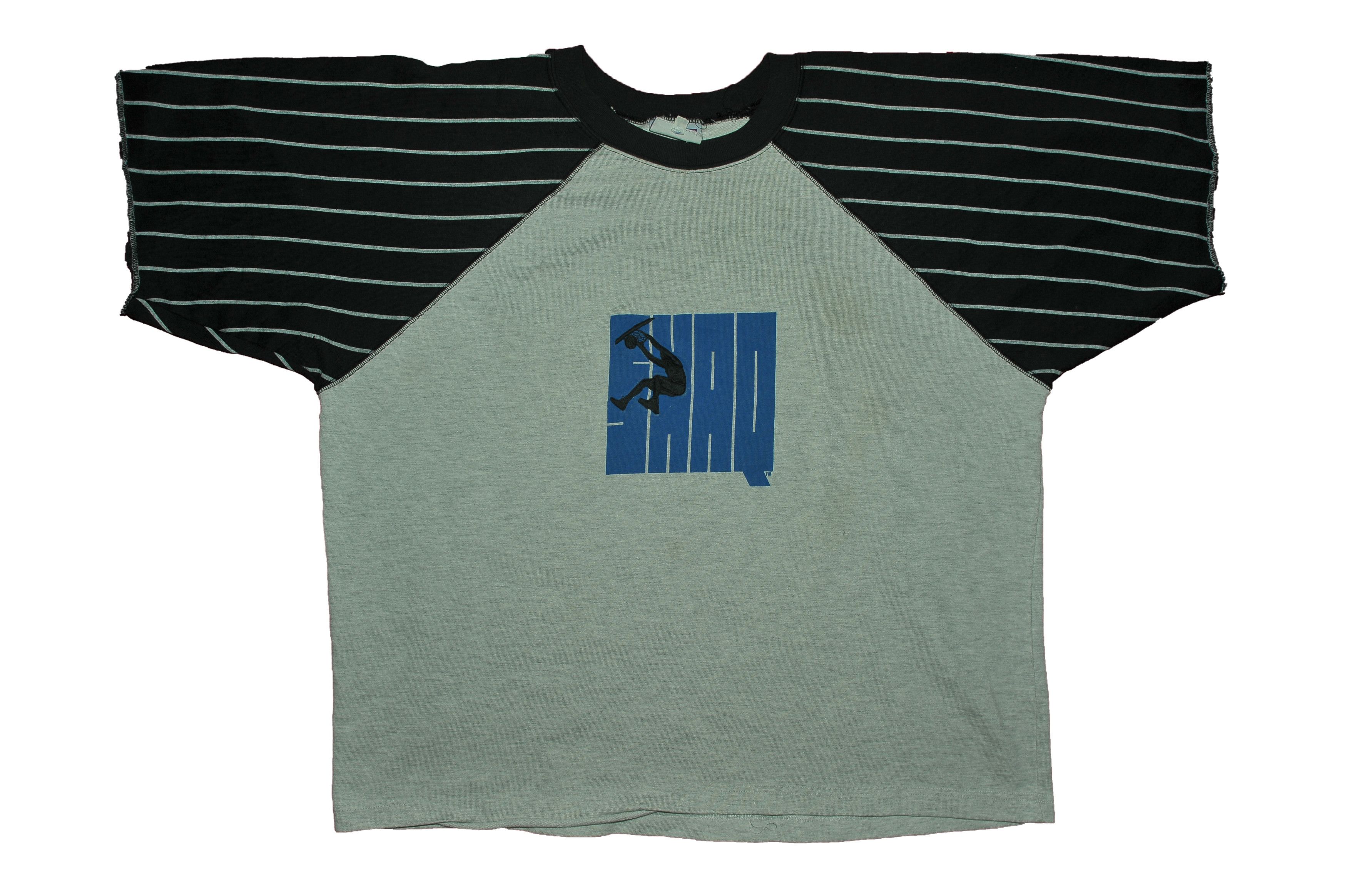 Reebok Vintage Reebok Shaq 32 T-shirt Size US XL / EU 56 / 4 - 1 Thumbnail