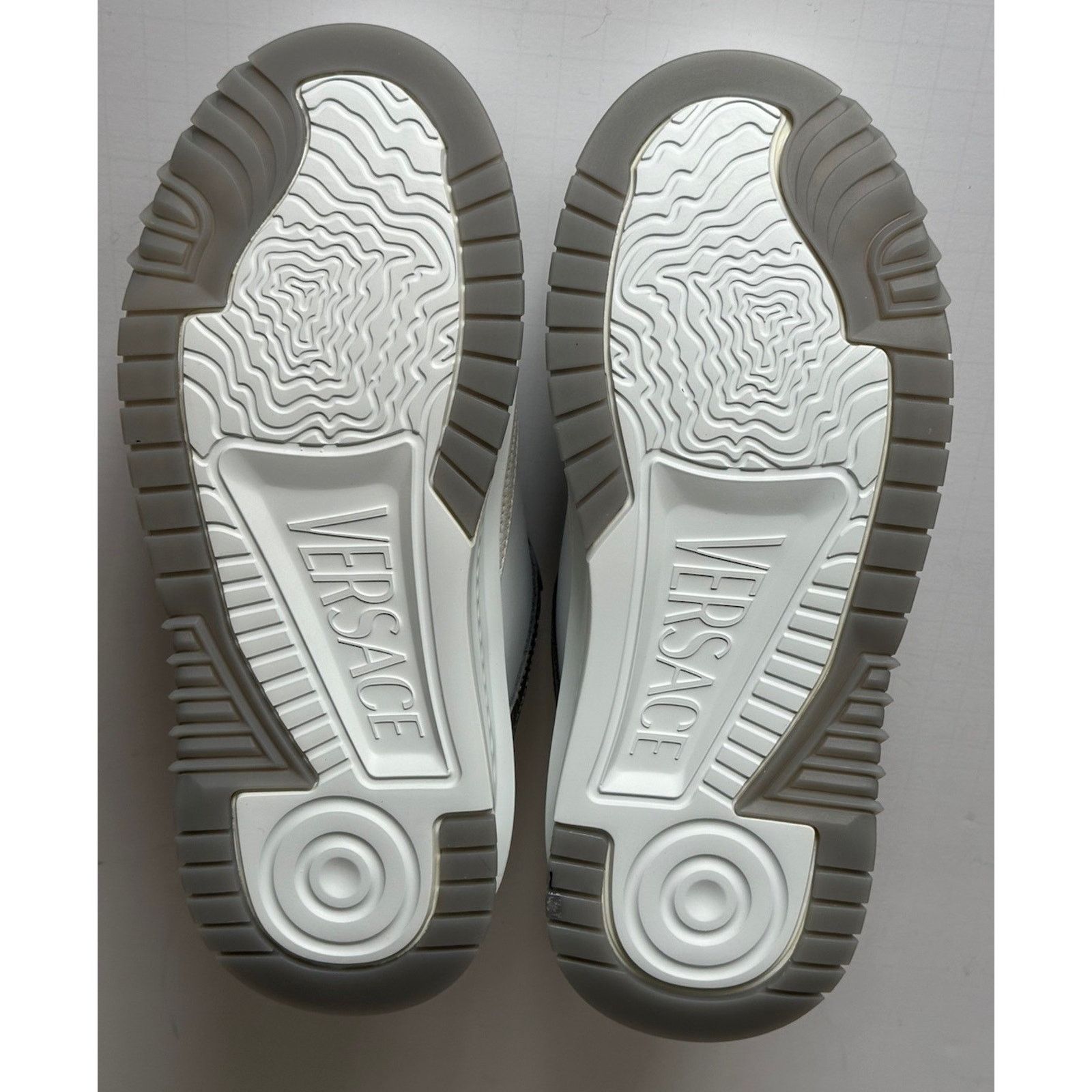 Versace Versace Odissea Leather White/Gray Sneakers 10 US 1015437 Size US 10 / EU 43 - 12 Thumbnail