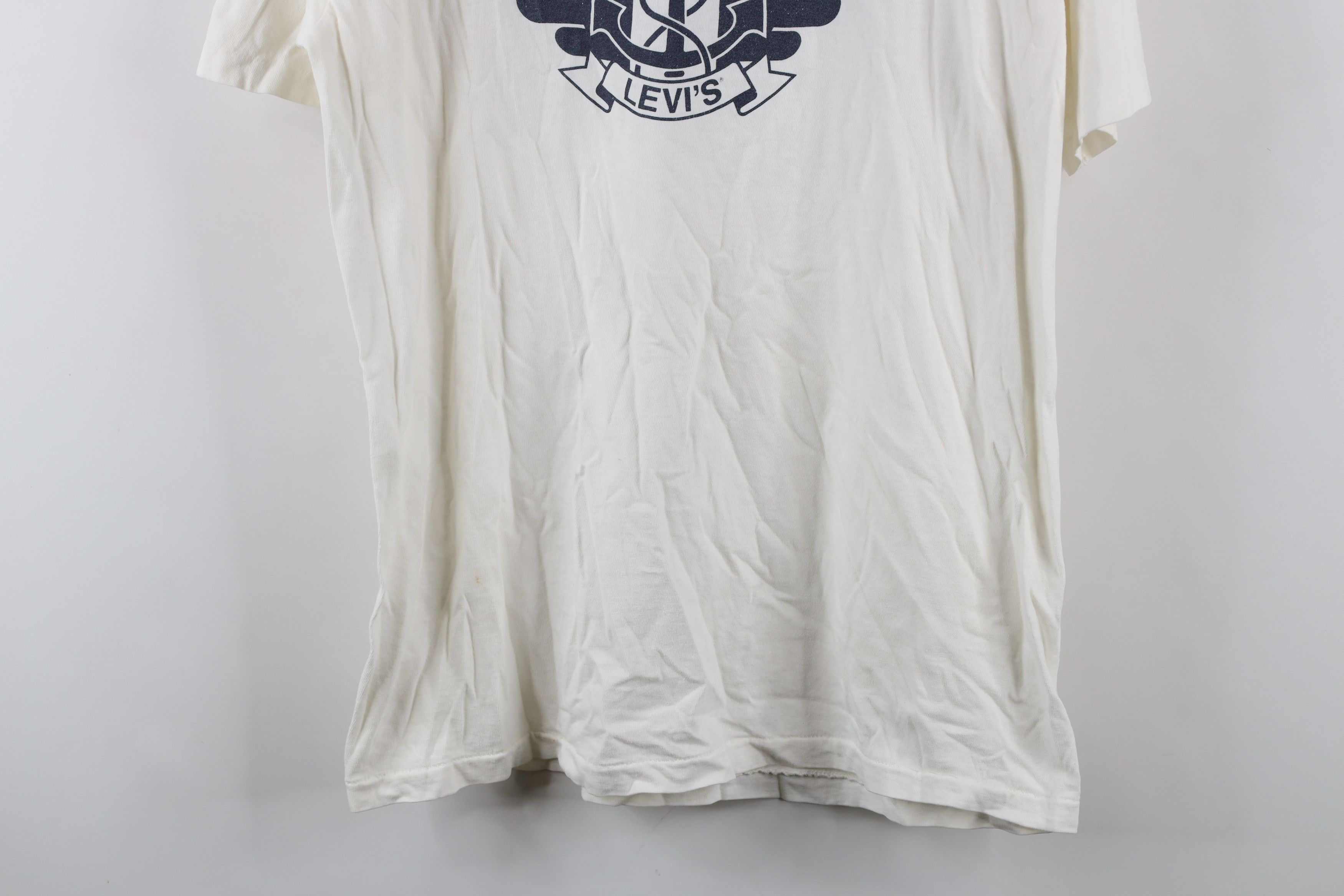 Vintage Vintage 80s 90s Dockers x Levis Big Logo T-Shirt White USA Size US L / EU 52-54 / 3 - 3 Thumbnail