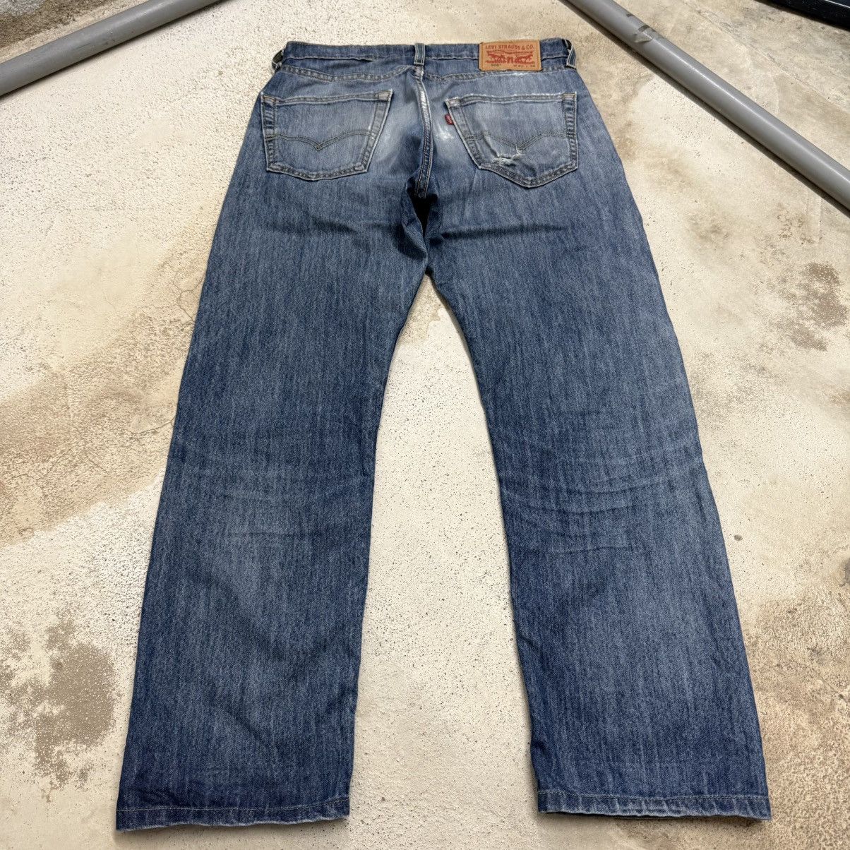 Levi's Levis 505 Worn Distressed Jeans Denim Pants Size US 29 - 2 Thumbnail